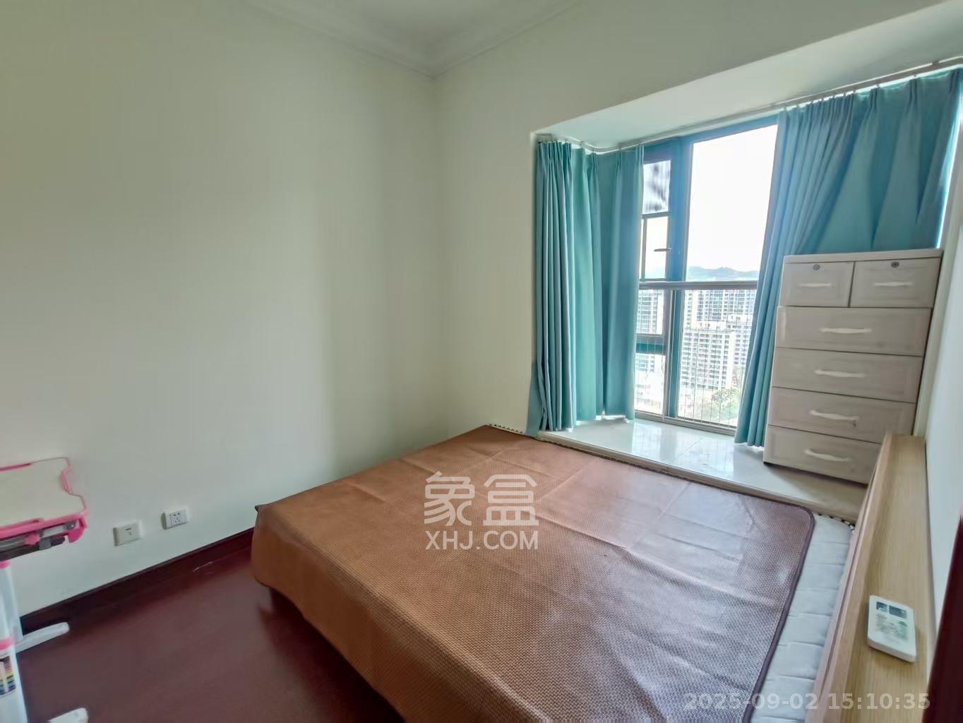 恒大华府  3室2厅1卫    2100.0元/月 恒大华府  3室2厅1卫    2100.0元/月室内图