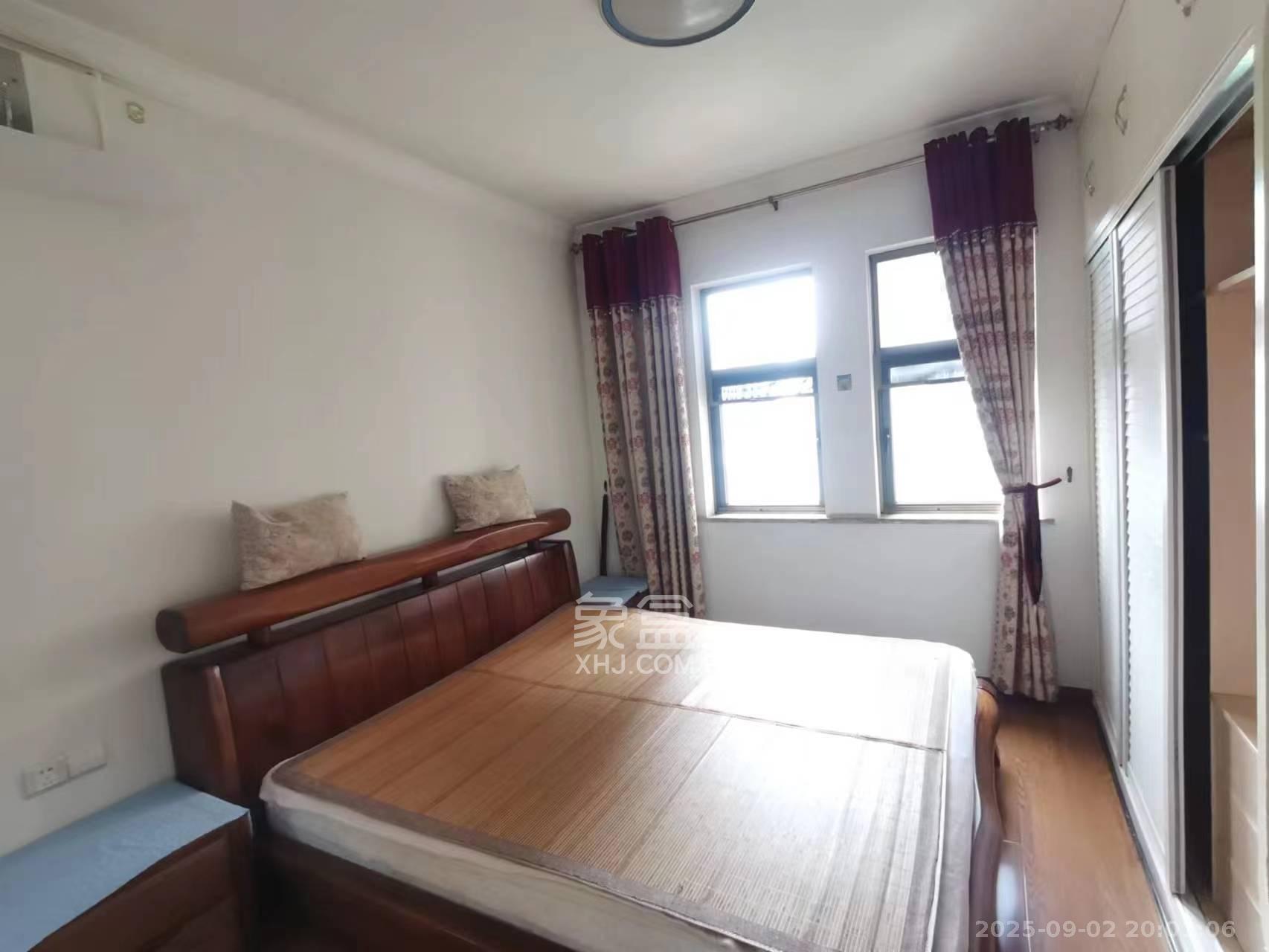 中房瑞致国际  3室2厅2卫    3000.0元/月 中房瑞致国际  3室2厅2卫    3000.0元/月室内图