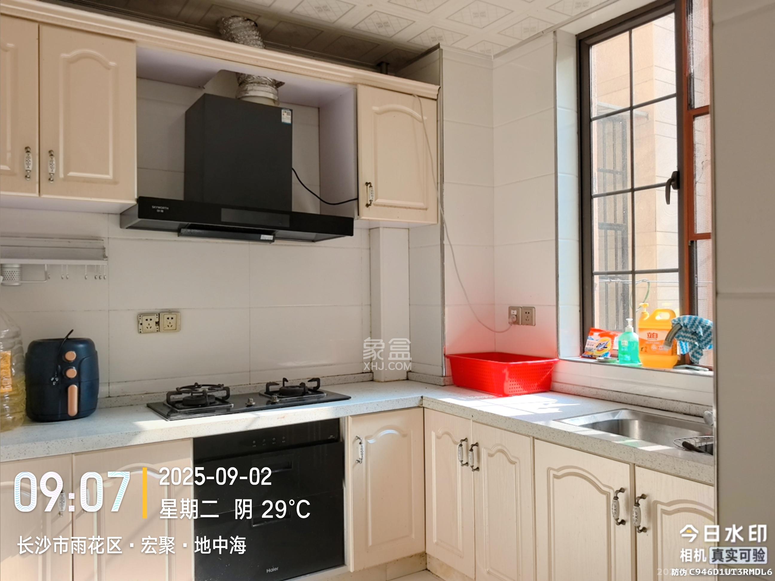 宏聚地中海 3室2厅2卫 2600.0元/月 宏聚地中海 3室2厅2卫 2600.0元/月室内图