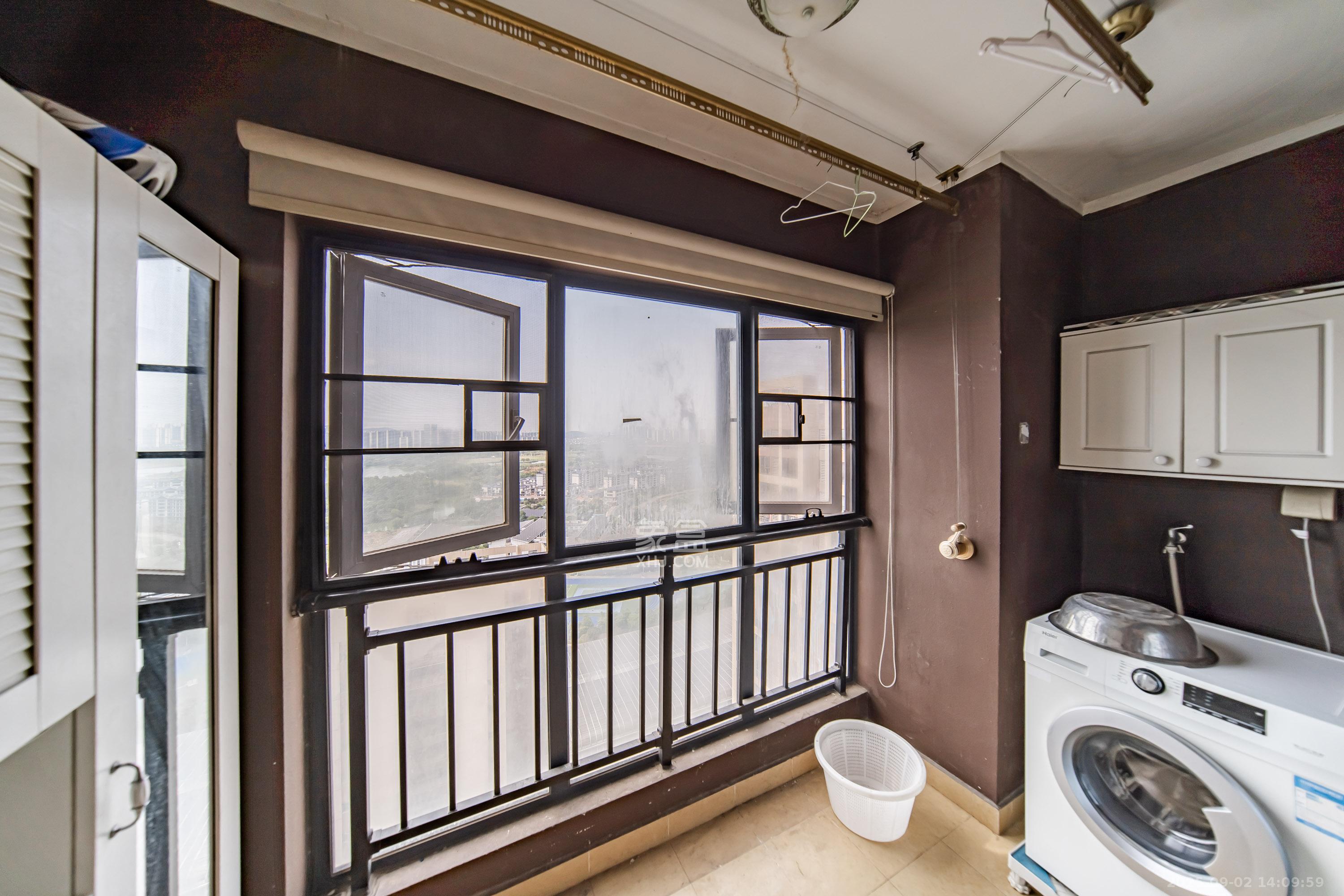 万科白鹭郡  3室2厅2卫    92.0万 万科白鹭郡  3室2厅2卫    92.0万阳台