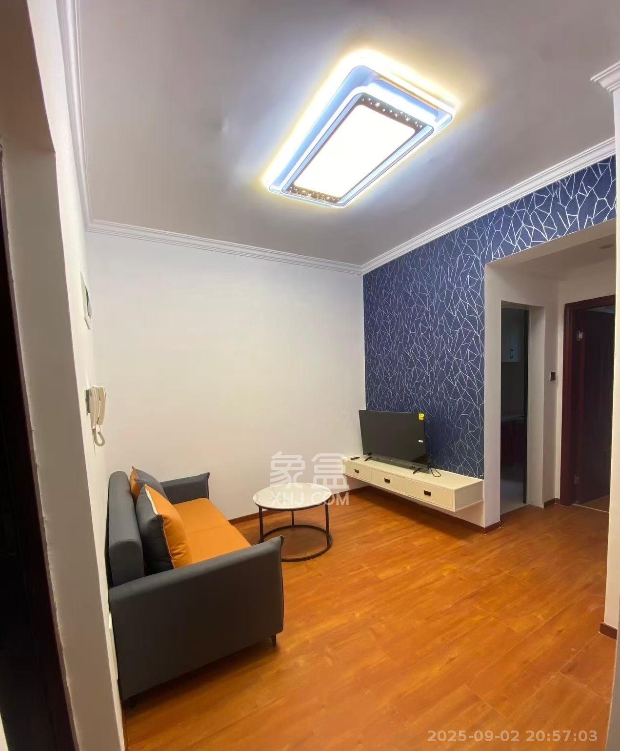 福泽园  2室2厅1卫    2100.0元/月