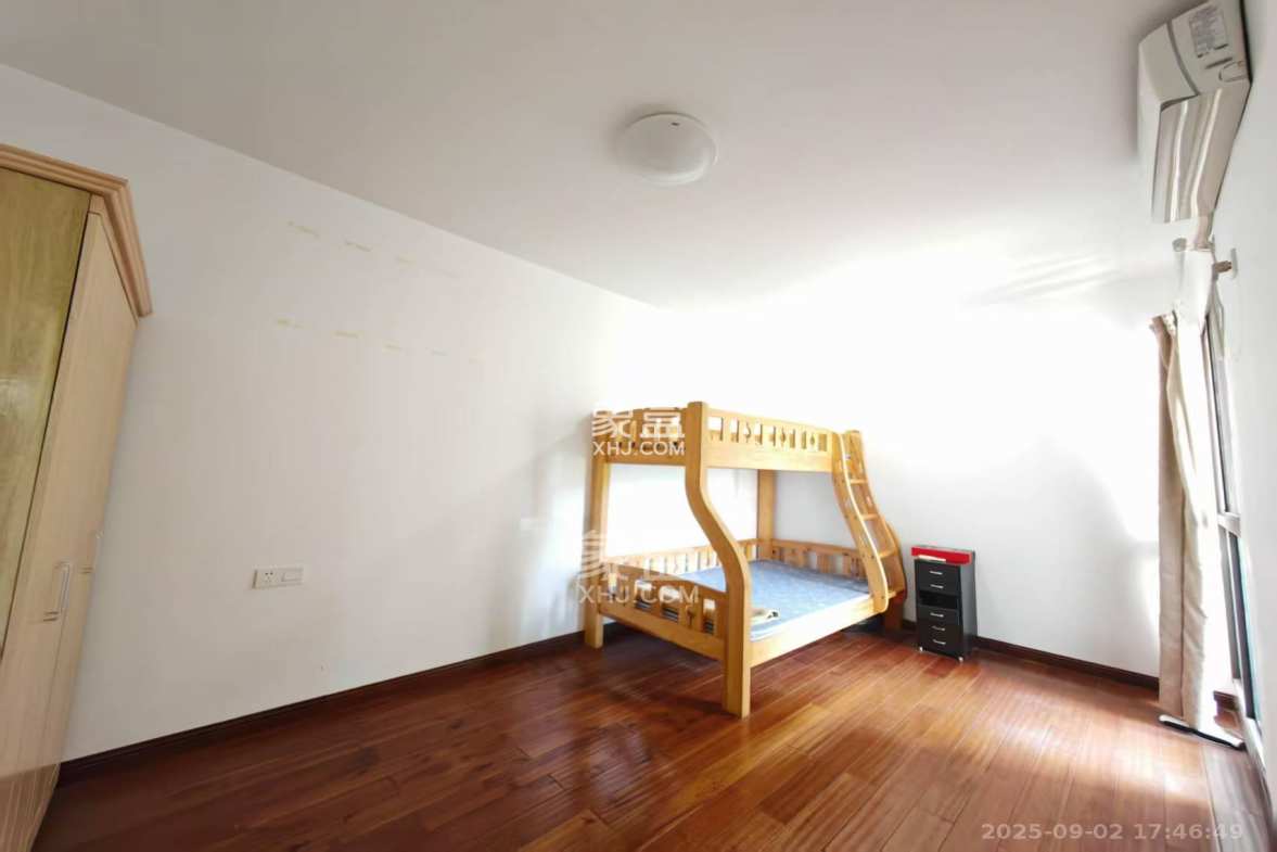 金茂梅溪湖  2室2厅1卫    2500.0元/月 金茂梅溪湖  2室2厅1卫    2500.0元/月室内图