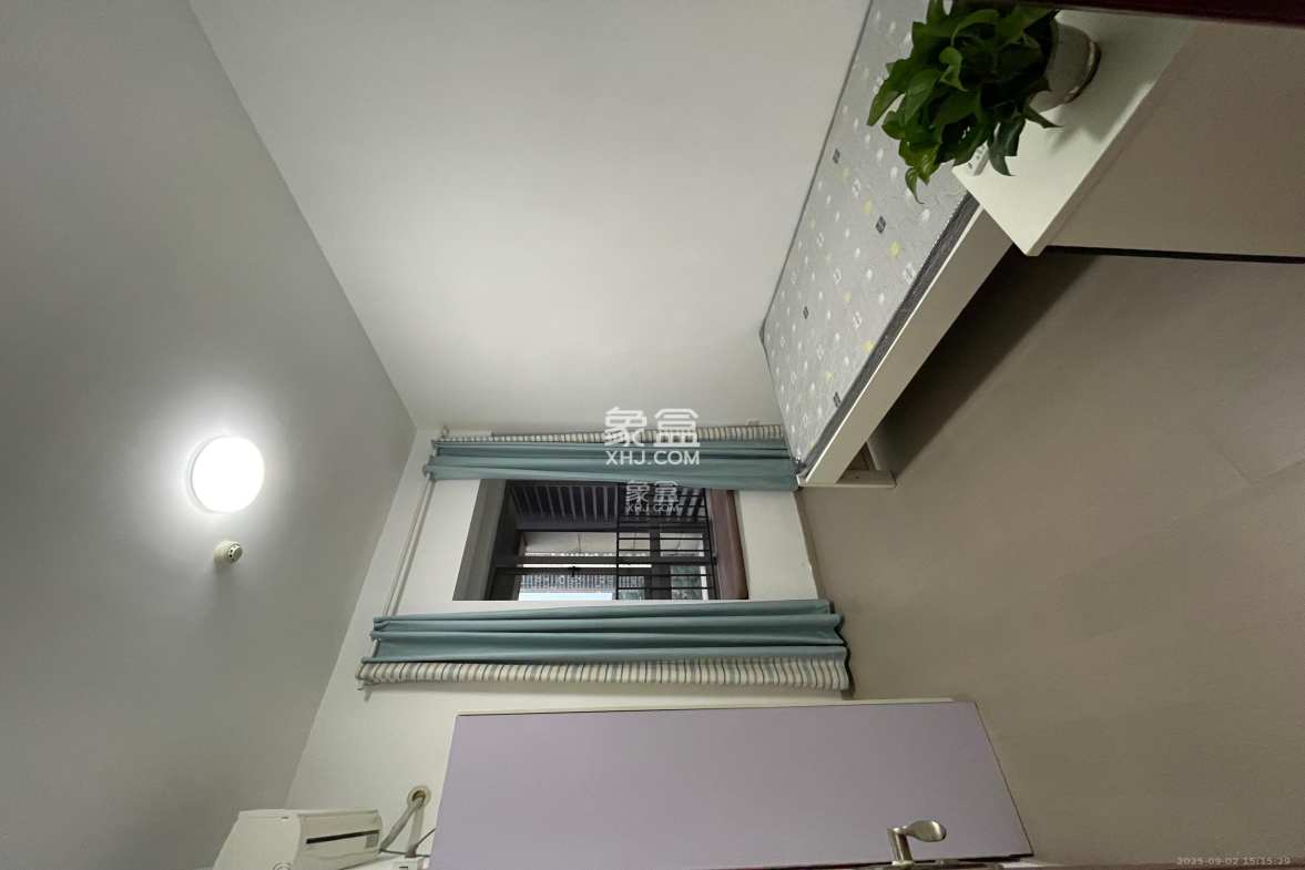 保利国际广场 3室2厅2卫 5000.0元/月 保利国际广场 3室2厅2卫 5000.0元/月室内图