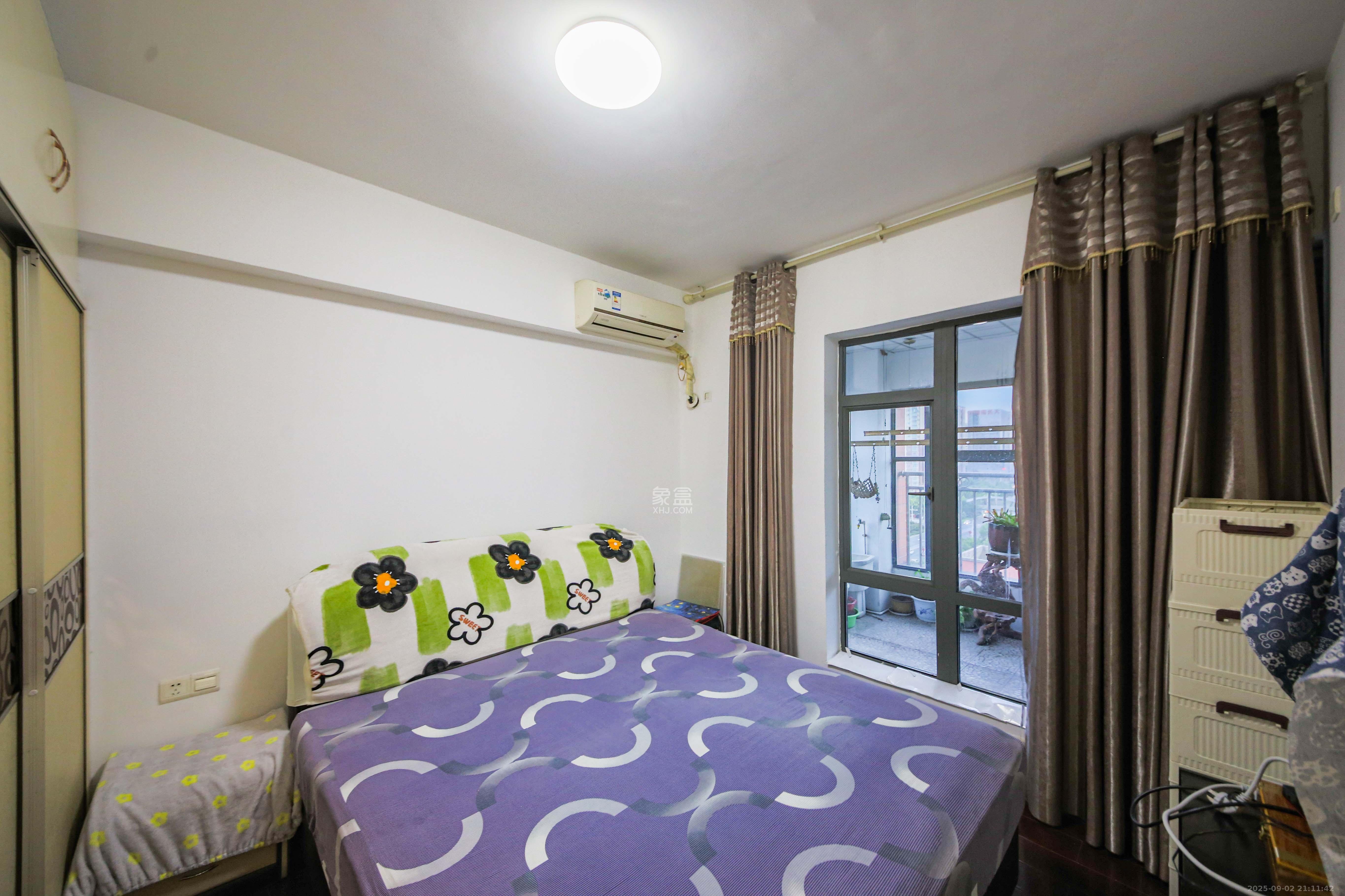 BOBO天下城（CTA财富中心）  3室2厅1卫    82.0万卧室