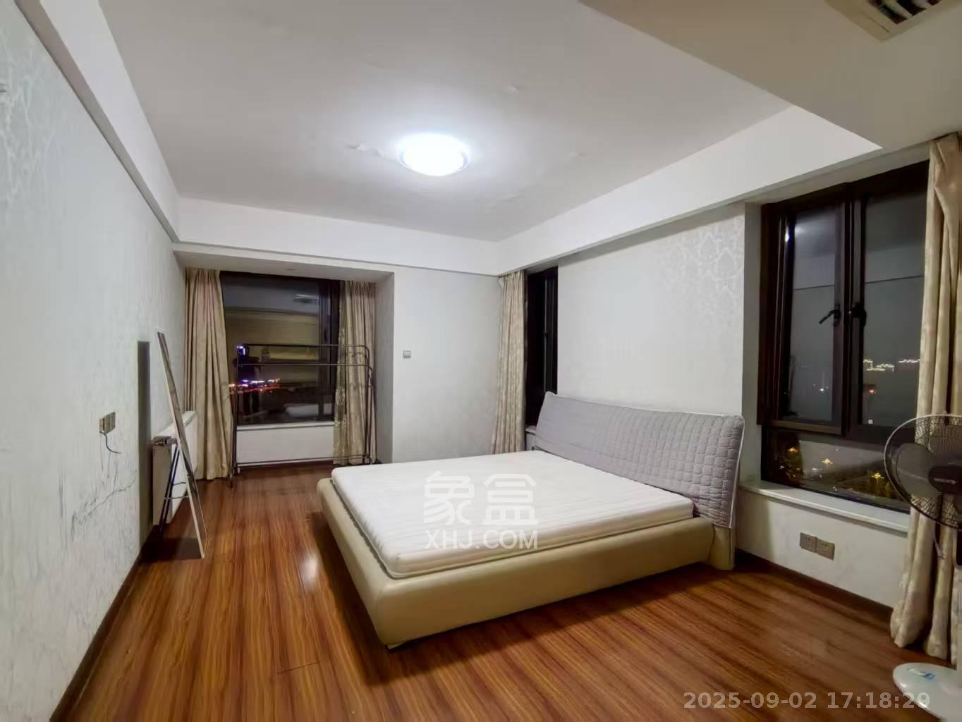 保利麓谷林语F区 4室2厅2卫 3000.0元/月 保利麓谷林语F区 4室2厅2卫 3000.0元/月室内图