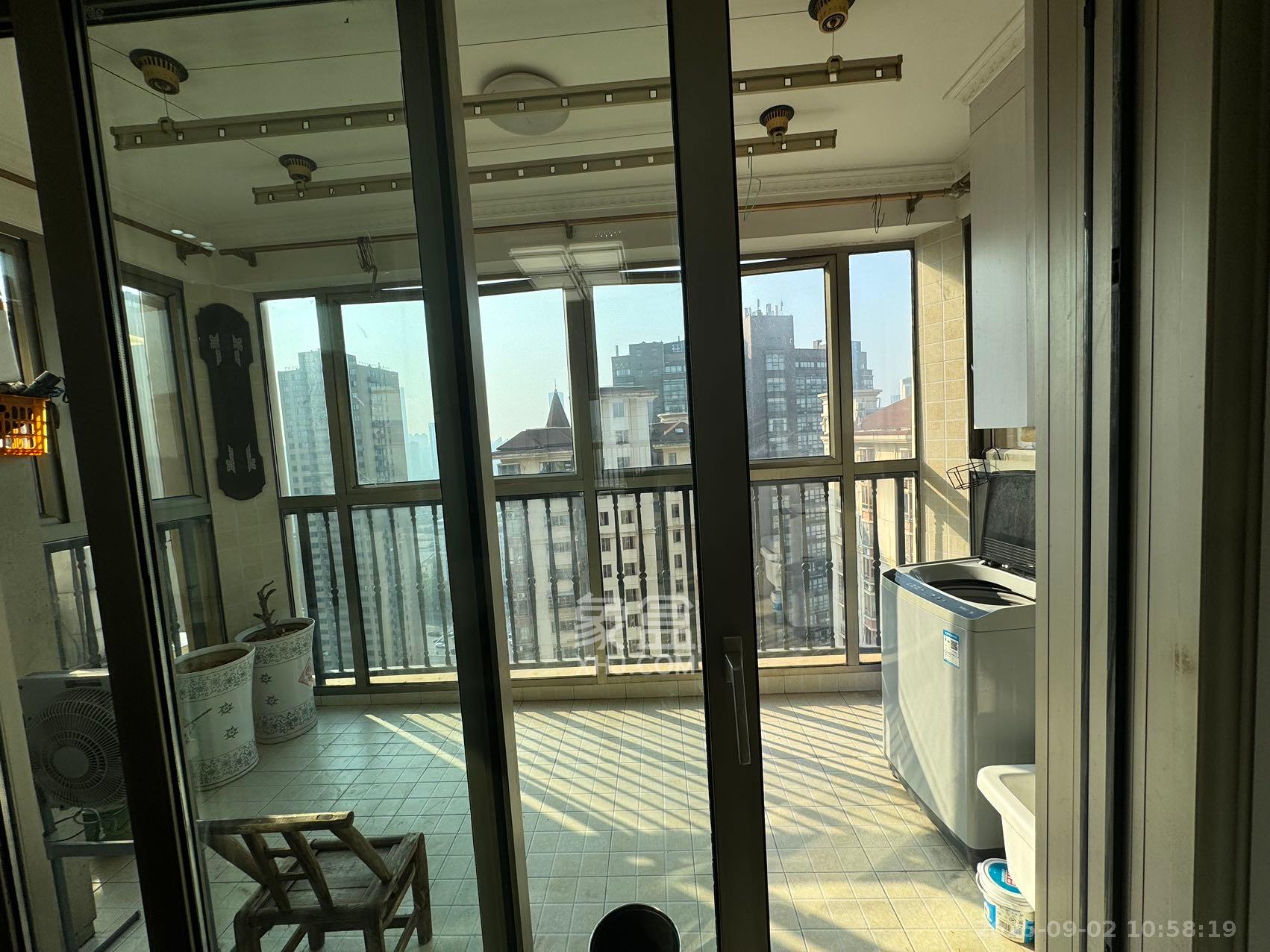 世嘉国际华城 2室2厅2卫 2900.0元/月 世嘉国际华城 2室2厅2卫 2900.0元/月室内图