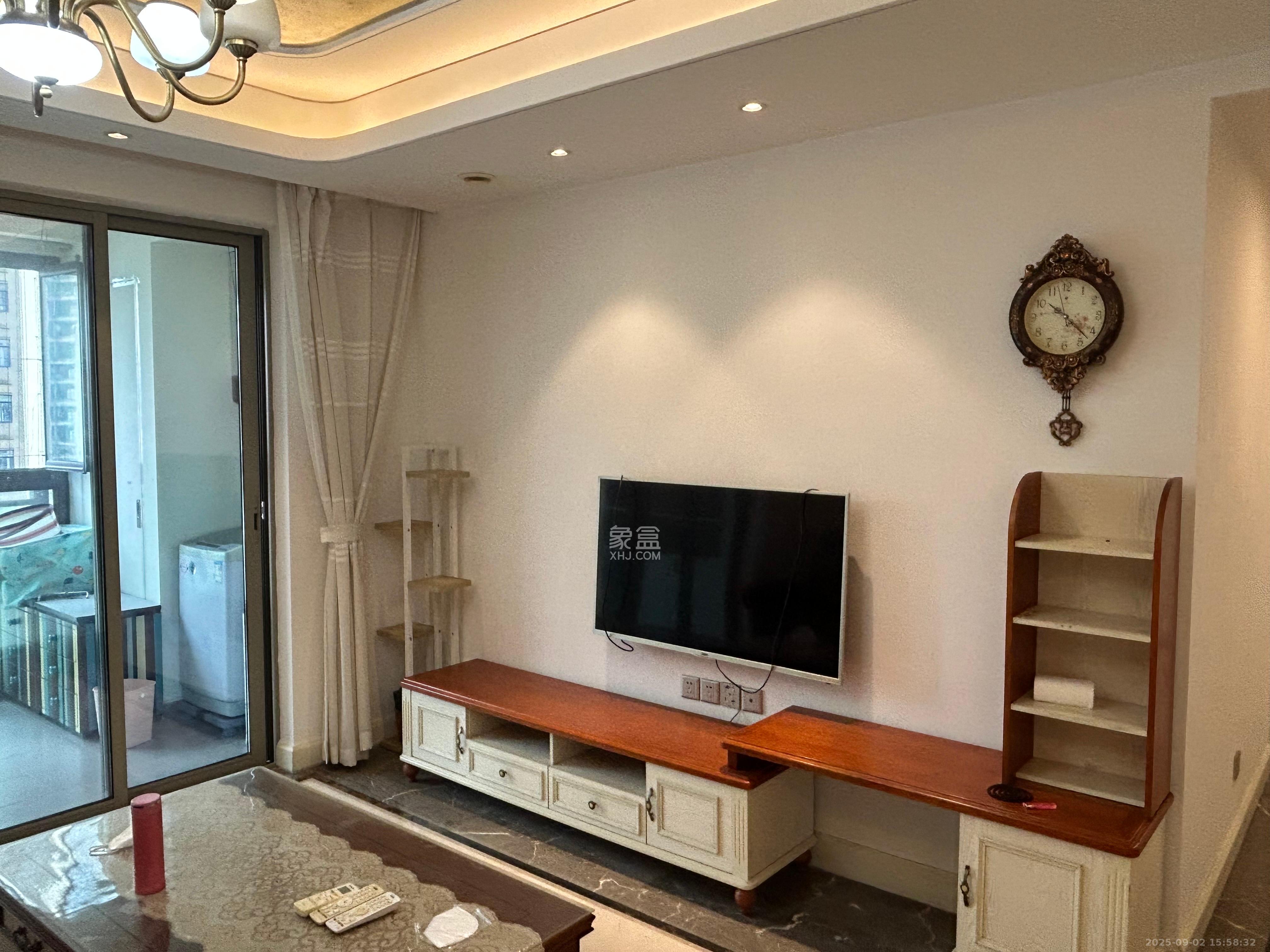 梅溪湖金茂府(金茂广场)(金茂览秀城)  3室2厅2卫    4000.0元/月 梅溪湖金茂府(金茂广场)(金茂览秀城)  3室2厅2卫    4000.0元/月室内图