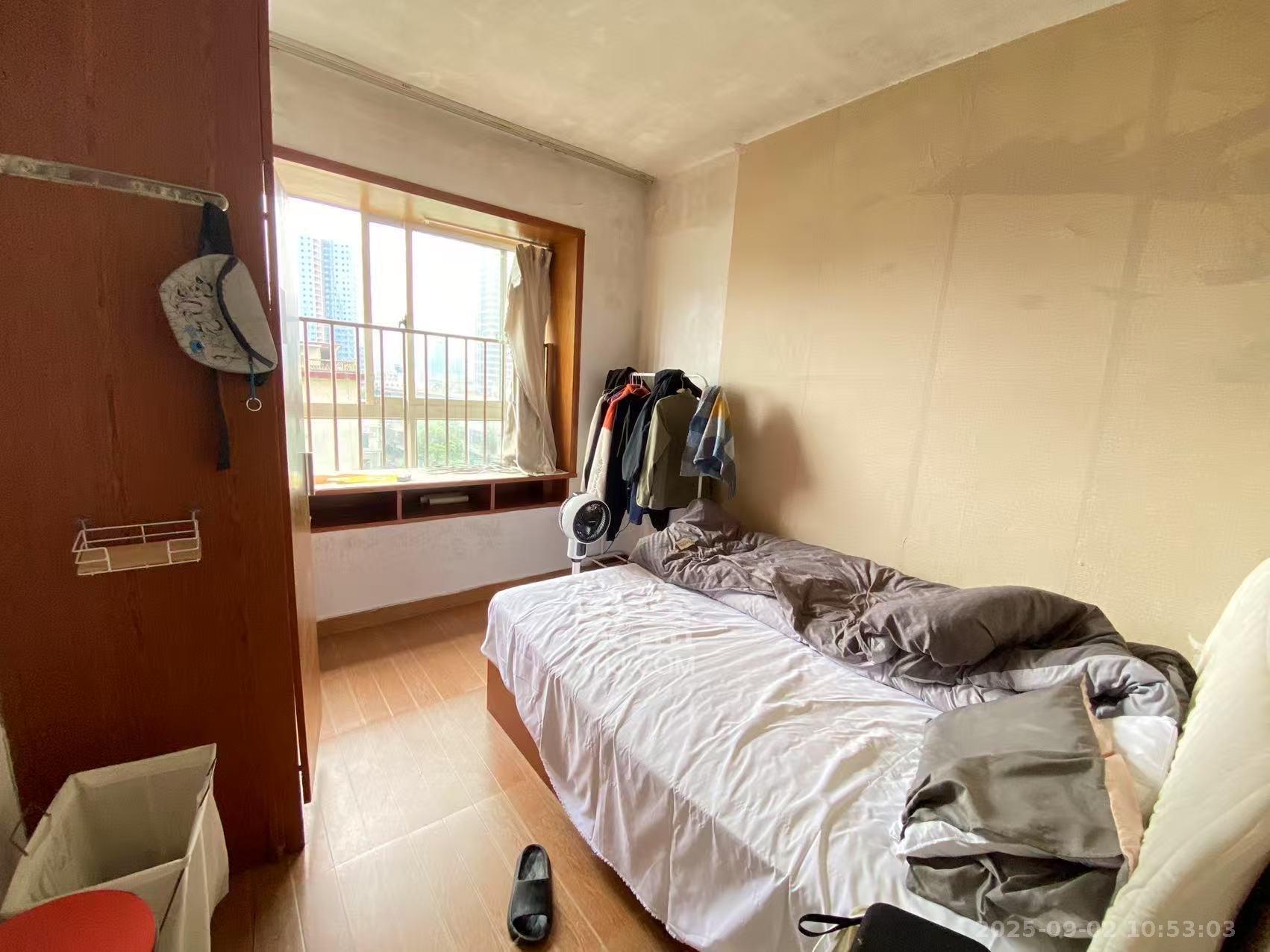 白沙晶城  1室1厅0卫    1600.0元/月室内图