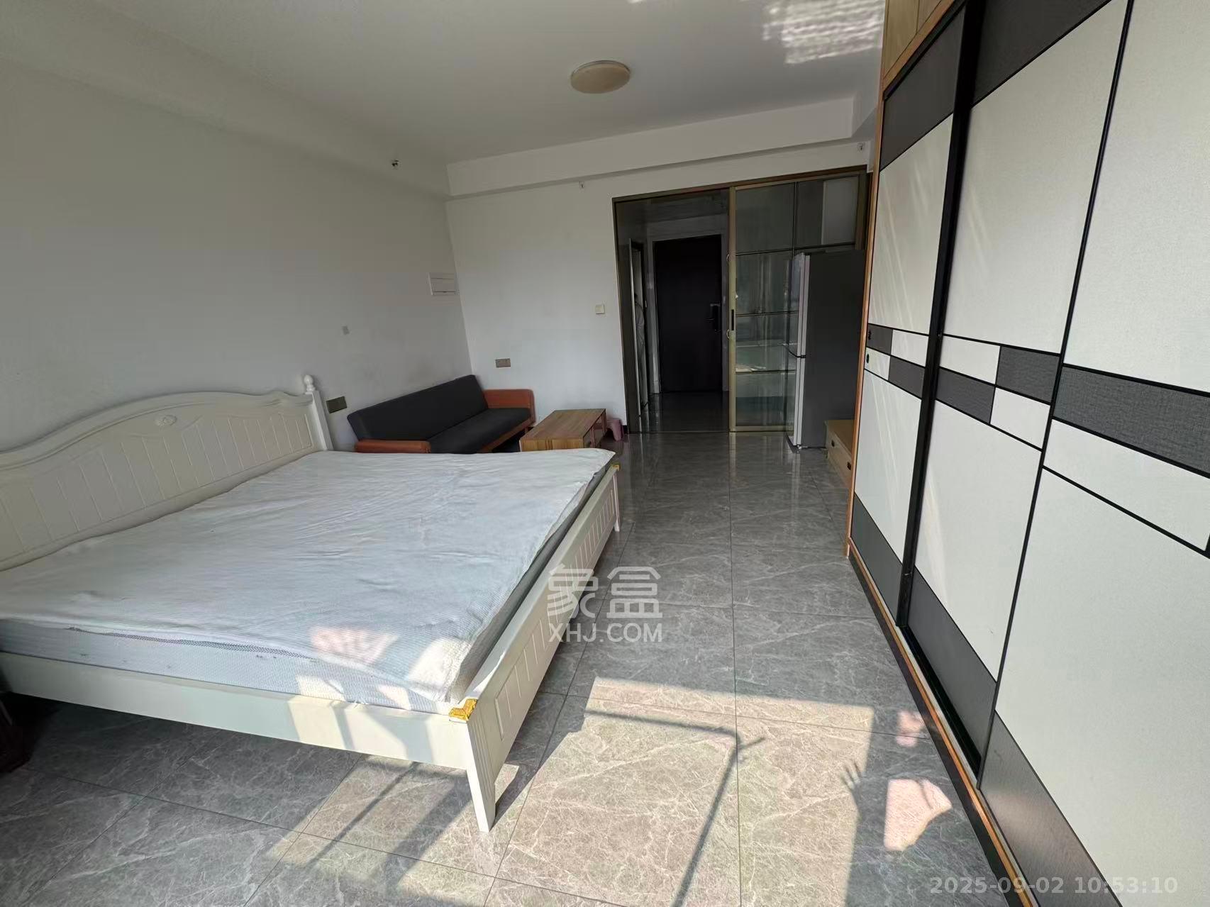 金科时代中心 1室1厅1卫 1300.0元/月 金科时代中心 1室1厅1卫 1300.0元/月室内图