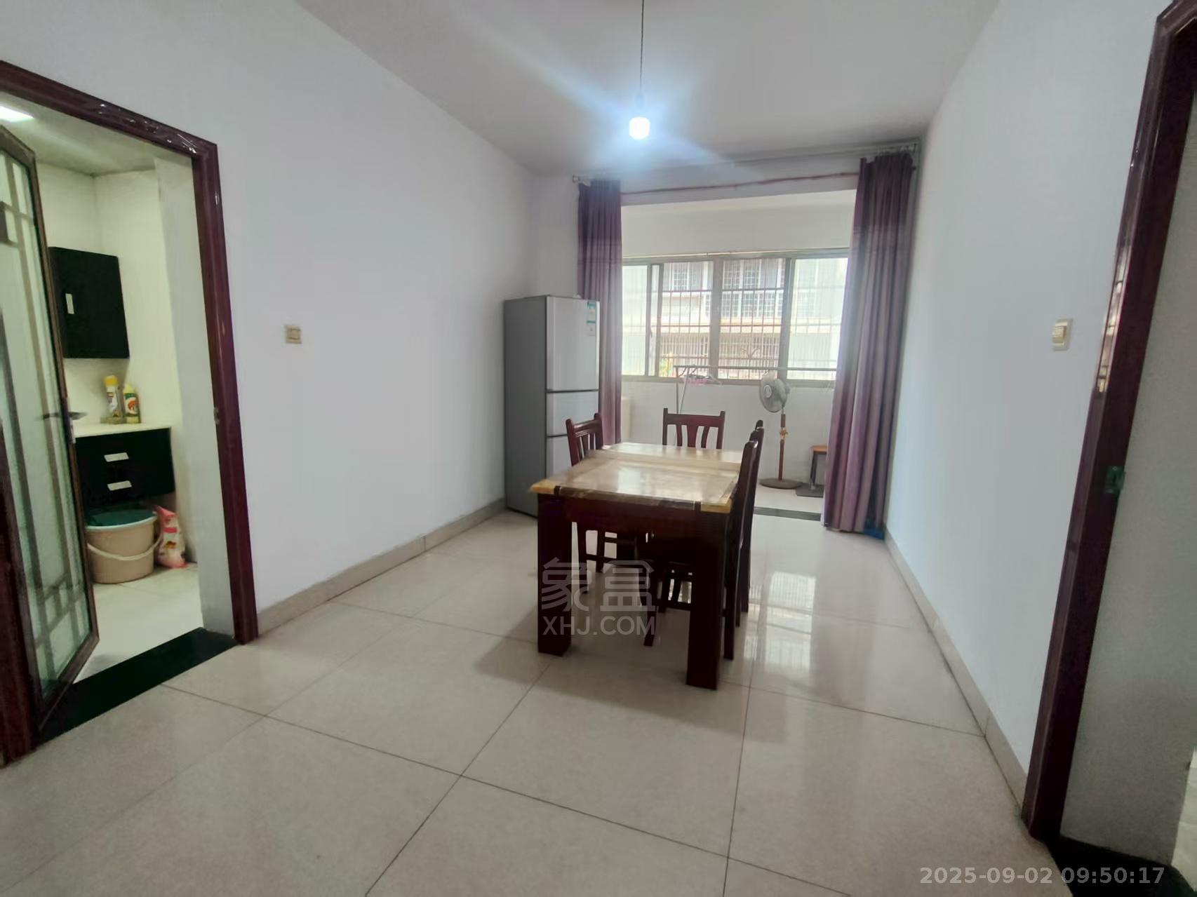 利江花园 4室2厅2卫 2000.0元/月 利江花园 4室2厅2卫 2000.0元/月室内图