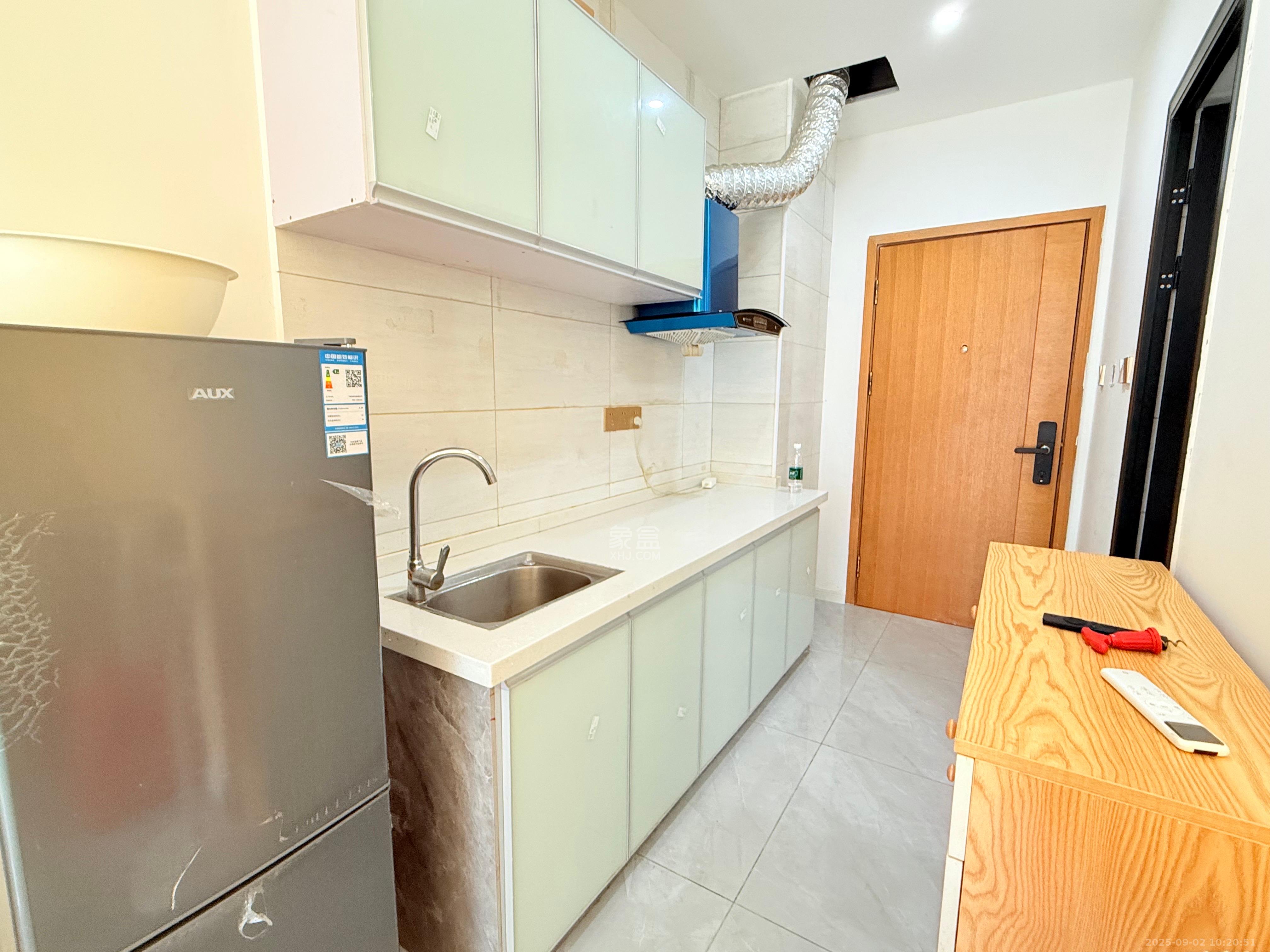 明昇壹城（明昇时代广场）三期  1室0厅0卫    1600.0元/月室内图