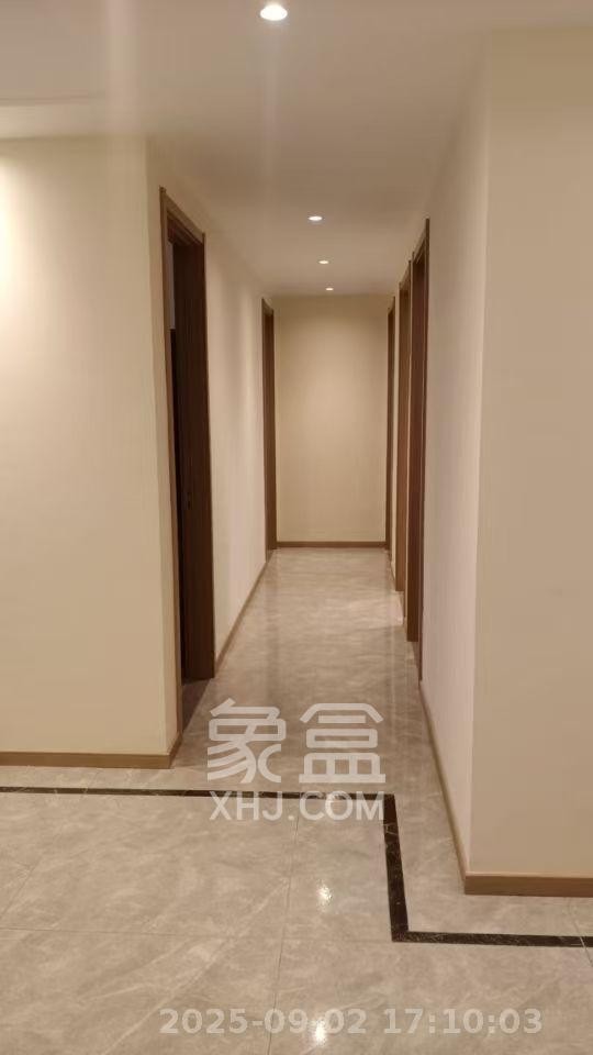 金辉优步学府  4室2厅2卫   2100.00元/月室内图