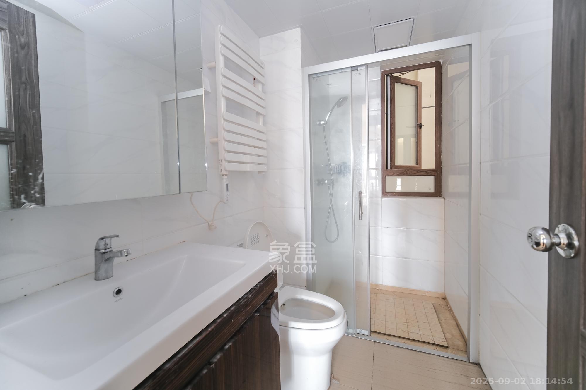 碧桂园翘楚棠  3室2厅2卫    85.0万 碧桂园翘楚棠  3室2厅2卫    85.0万卫生间