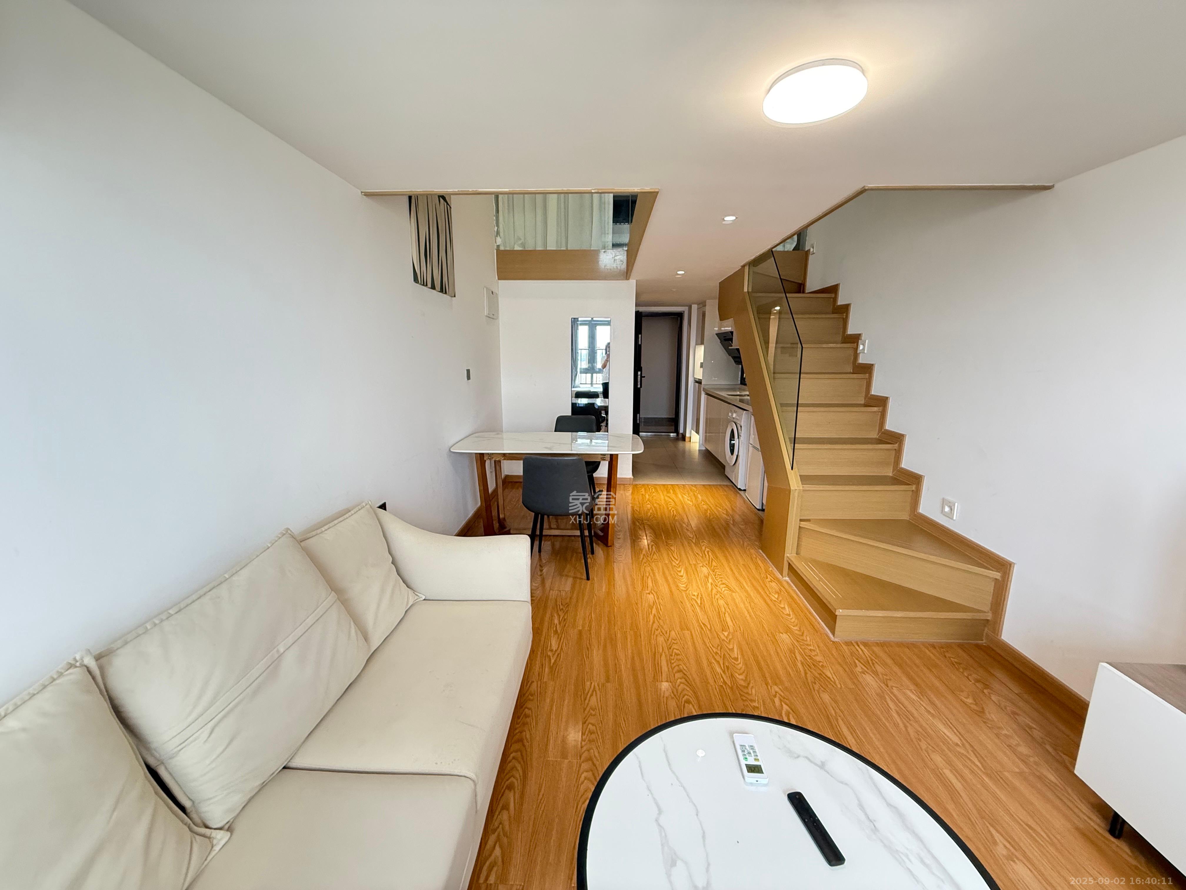 阳光城檀悦 2室1厅1卫 2800.0元/月 阳光城檀悦 2室1厅1卫 2800.0元/月室内图