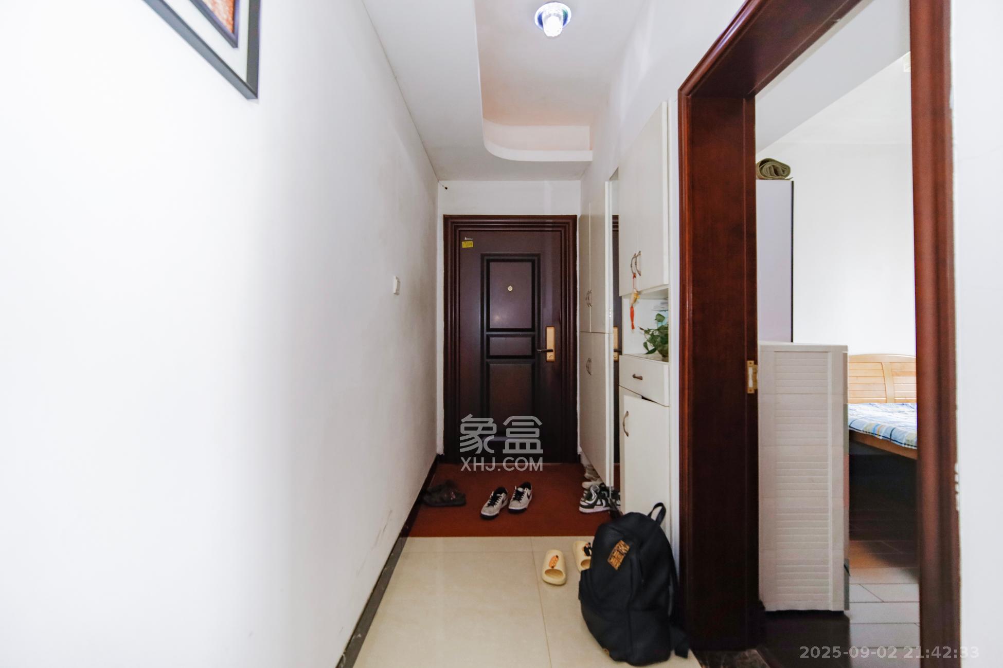 上海城小区  4室2厅2卫    128.0万其他