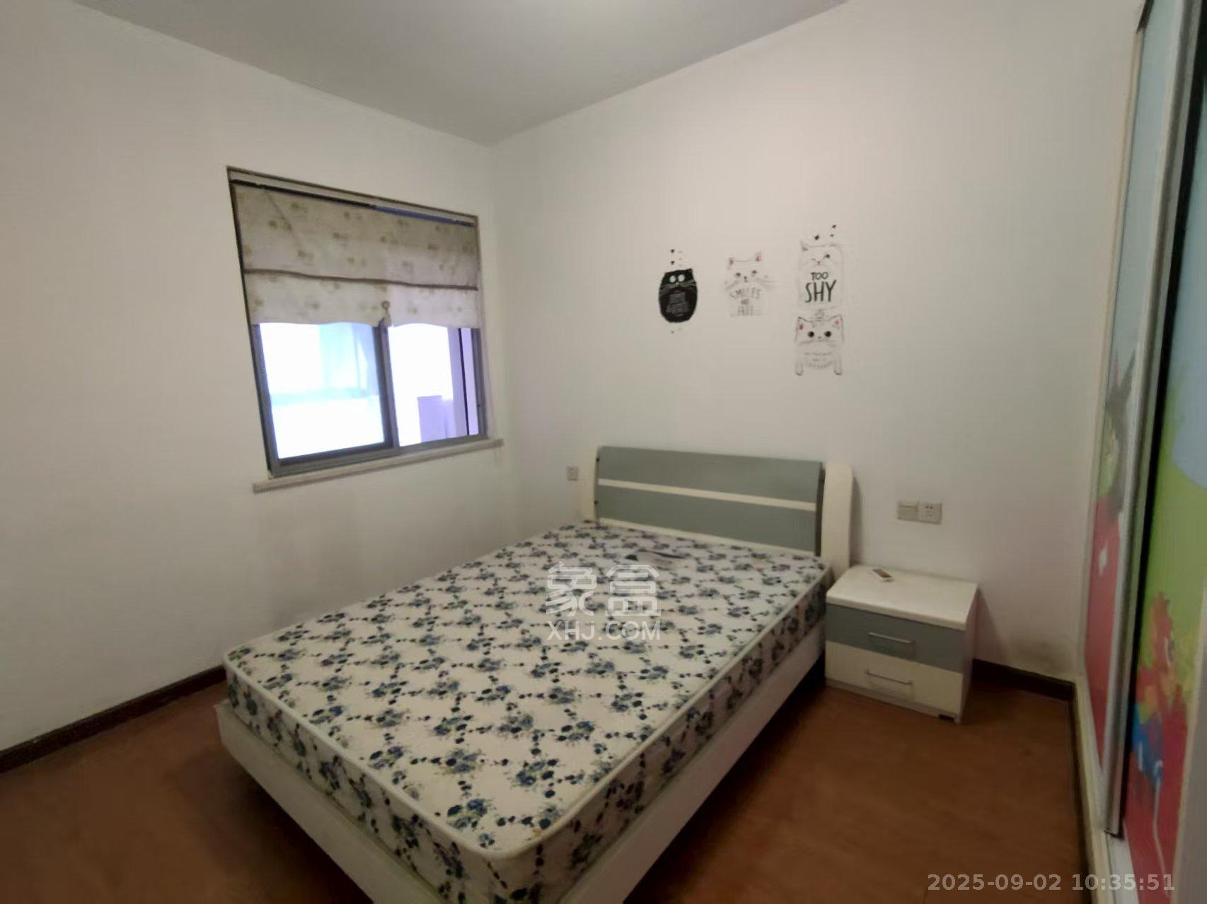 阳光100二期 4室2厅1卫 1800.0元/月 阳光100二期 4室2厅1卫 1800.0元/月室内图