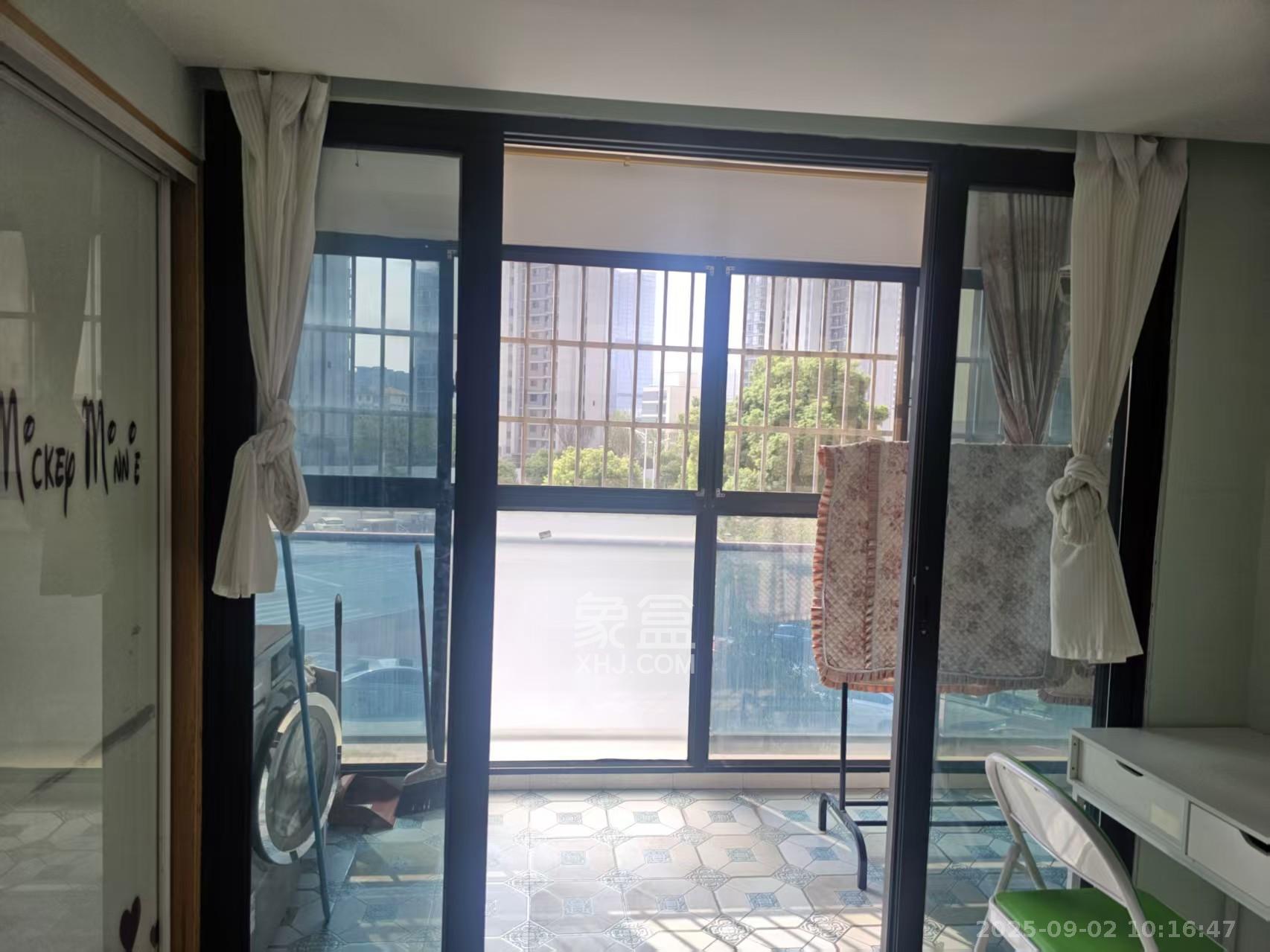 阿普阿布  1室1厅1卫   1900.00元/月室内图