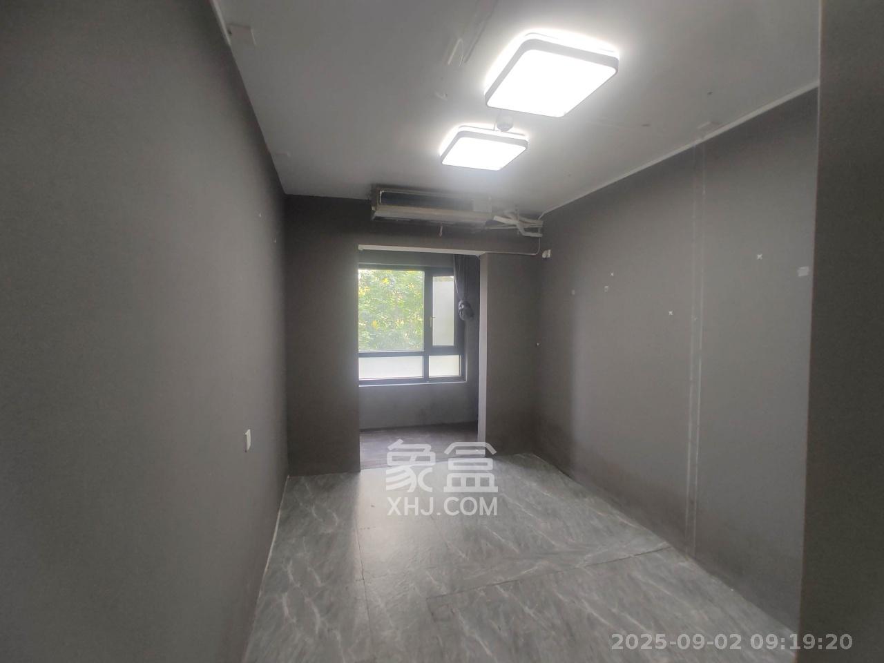 复地崑玉国际一期  4室2厅1卫    5300.0元/月 复地崑玉国际一期  4室2厅1卫    5300.0元/月室内图