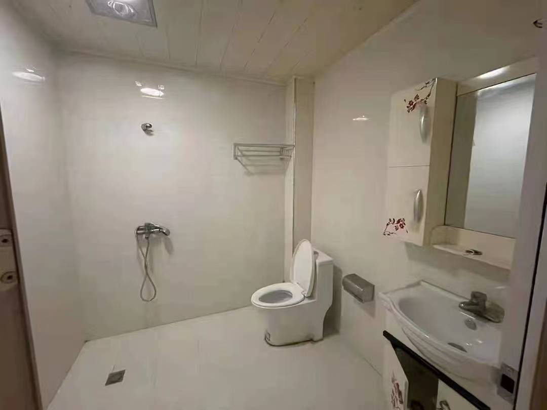 娄底职业技术学院(教工宿舍)  3室1厅1卫    1500.0元/月 娄底职业技术学院(教工宿舍)  3室1厅1卫    1500.0元/月室内图