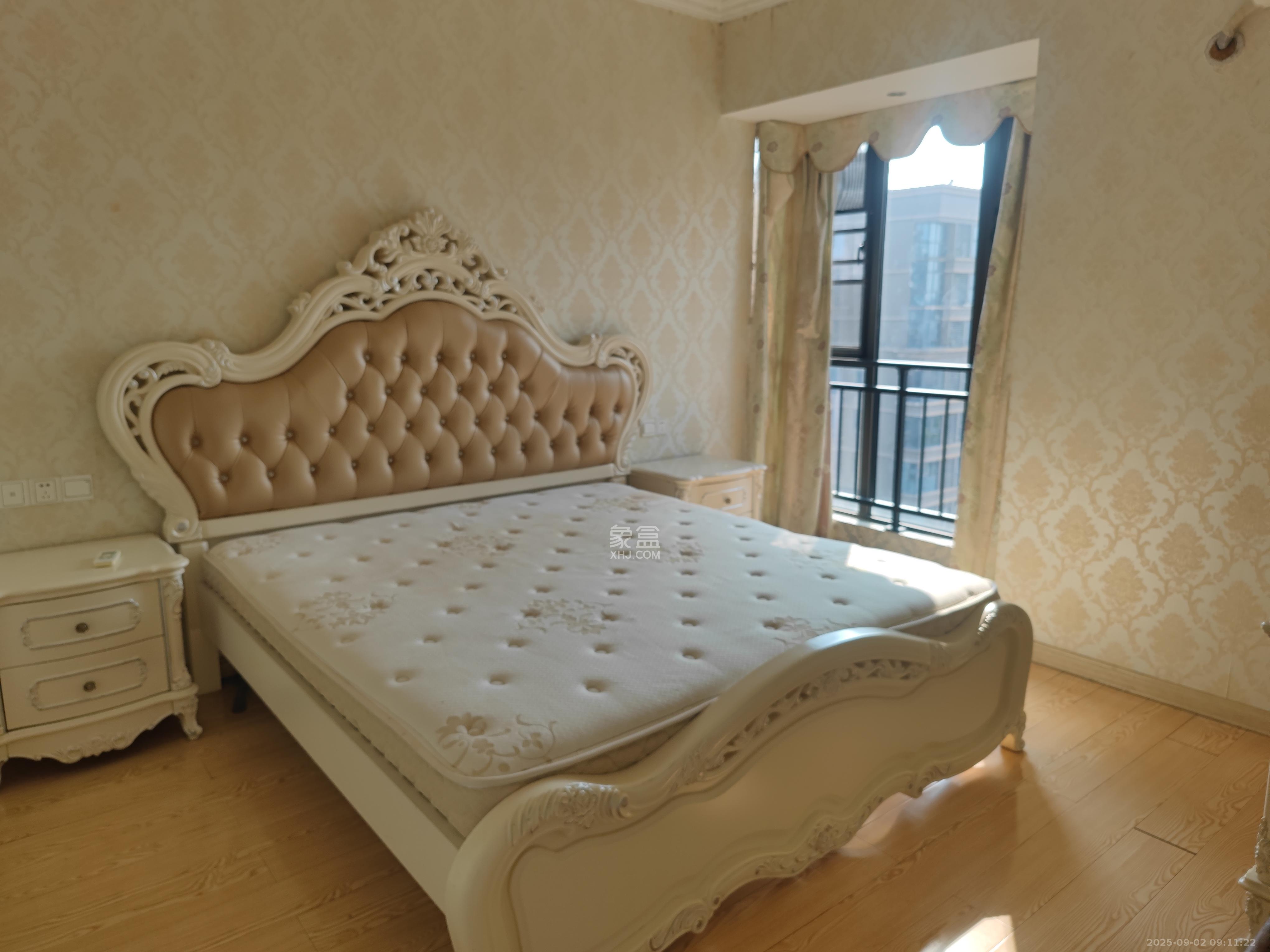 湘域熙岸  3室2厅1卫    3200.0元/月 湘域熙岸  3室2厅1卫    3200.0元/月室内图