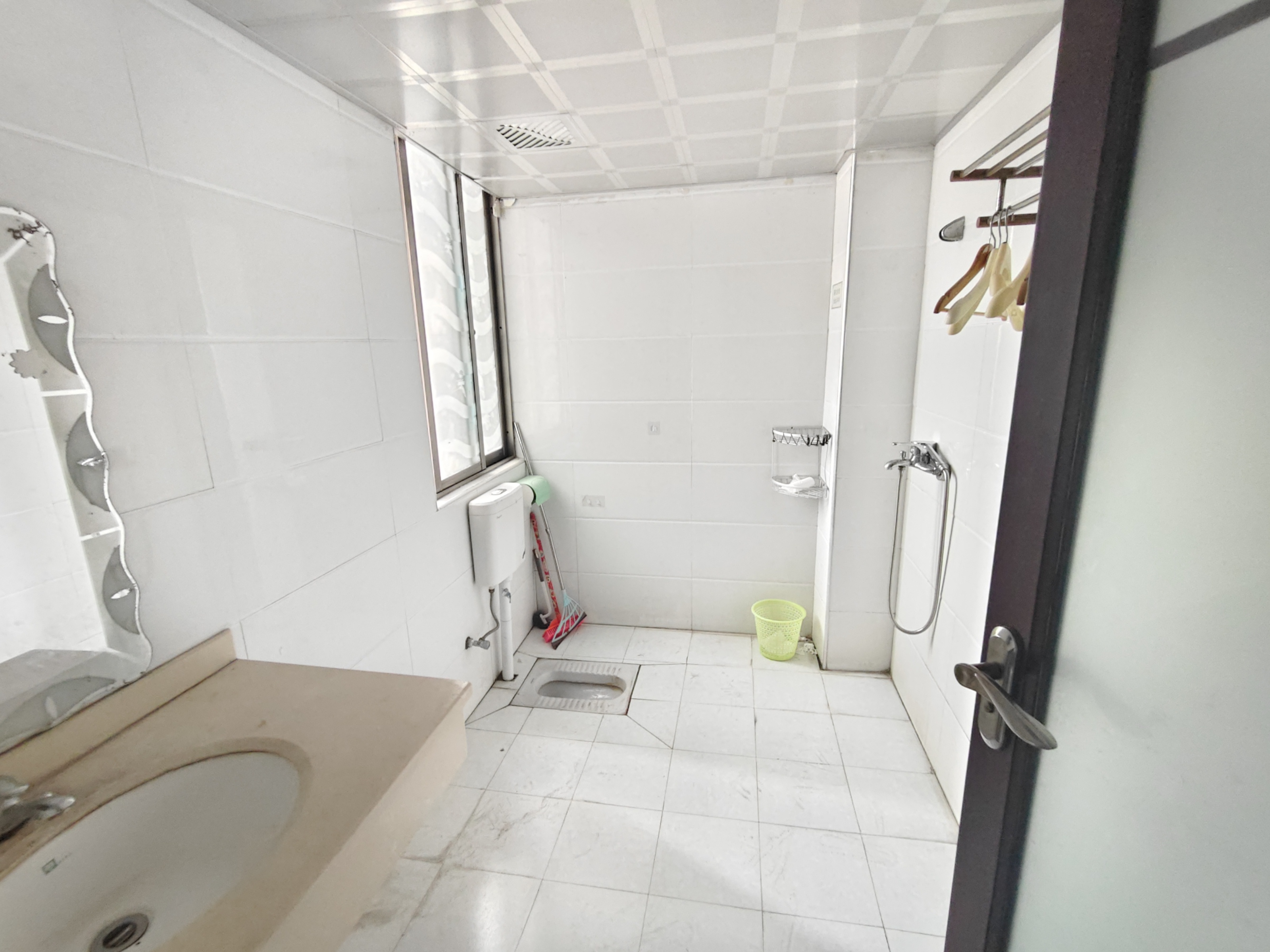 维港十字街 4室2厅2卫 2000.0元/月 维港十字街 4室2厅2卫 2000.0元/月室内图