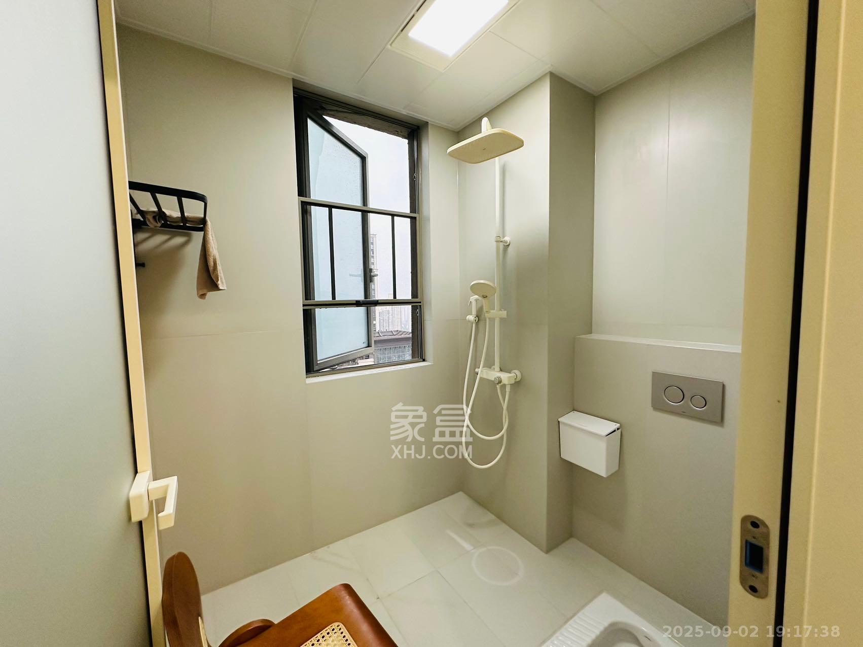 梅溪华府(新城金茂梦想华府)  4室2厅3卫    7000.0元/月 梅溪华府(新城金茂梦想华府)  4室2厅3卫    7000.0元/月室内图