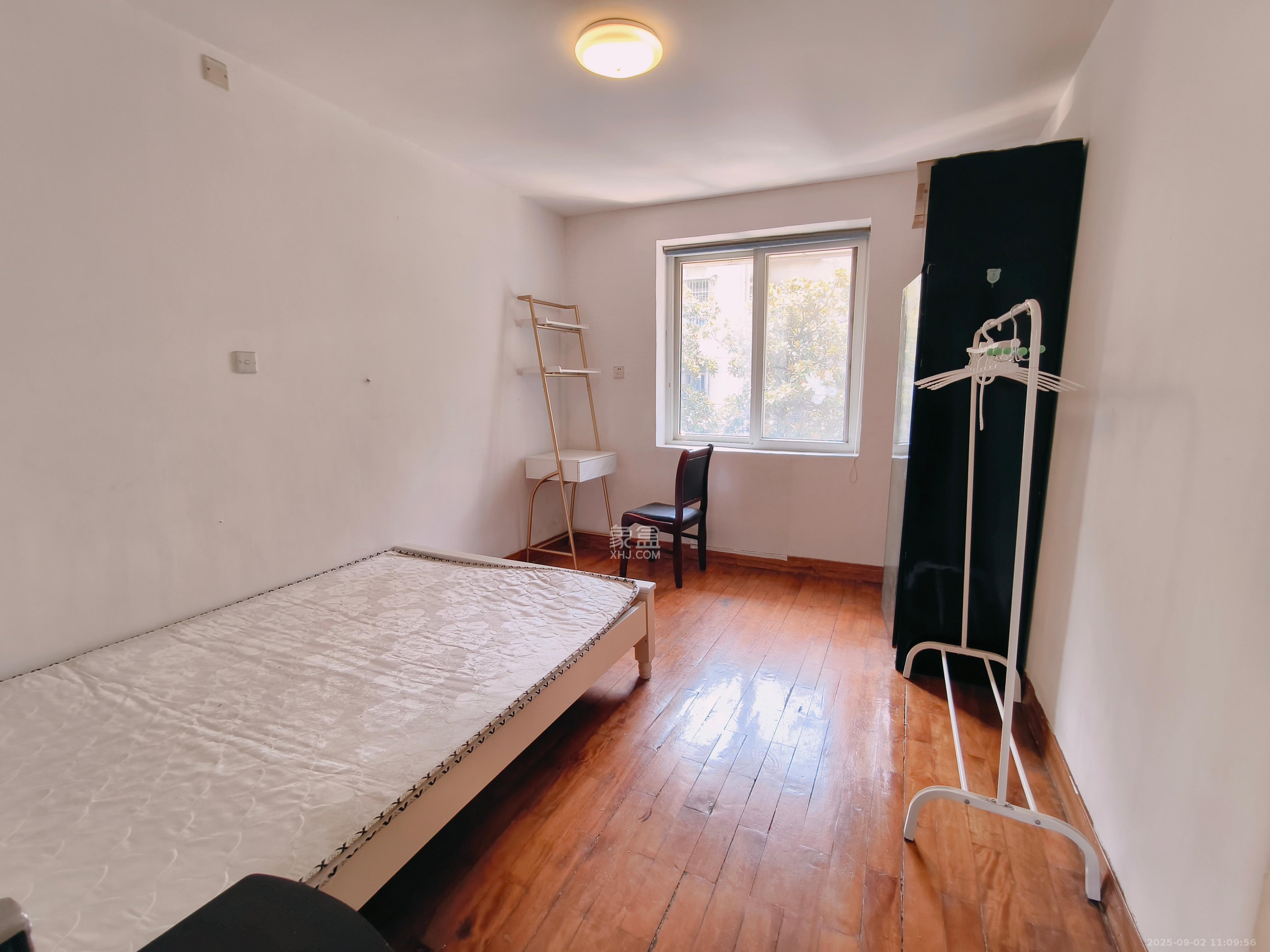 湖橡宿舍/湖橡小区  2室1厅1卫    1500.0元/月室内图