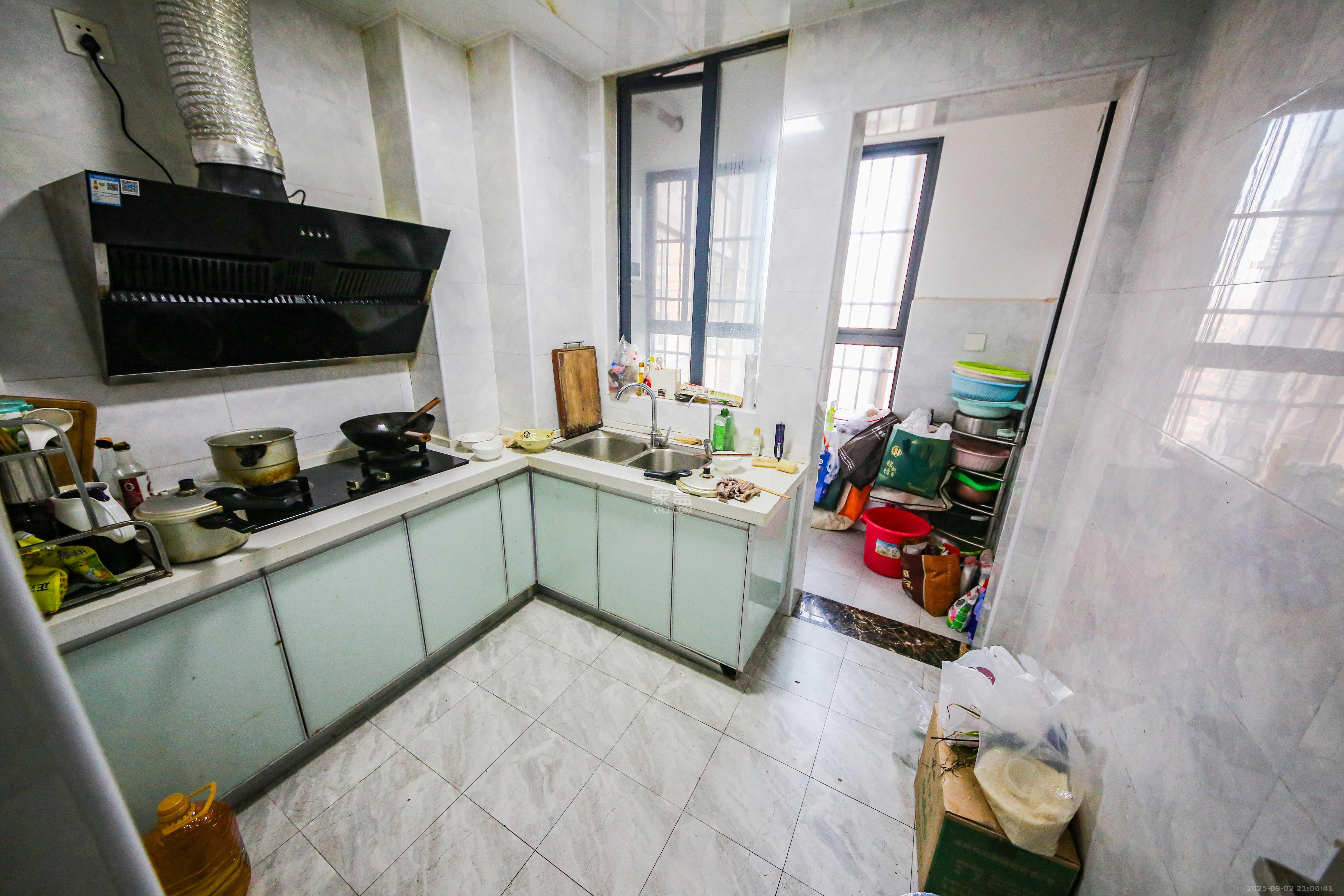 水墨林溪  3室2厅1卫    89.0万 水墨林溪  3室2厅1卫    89.0万厨房