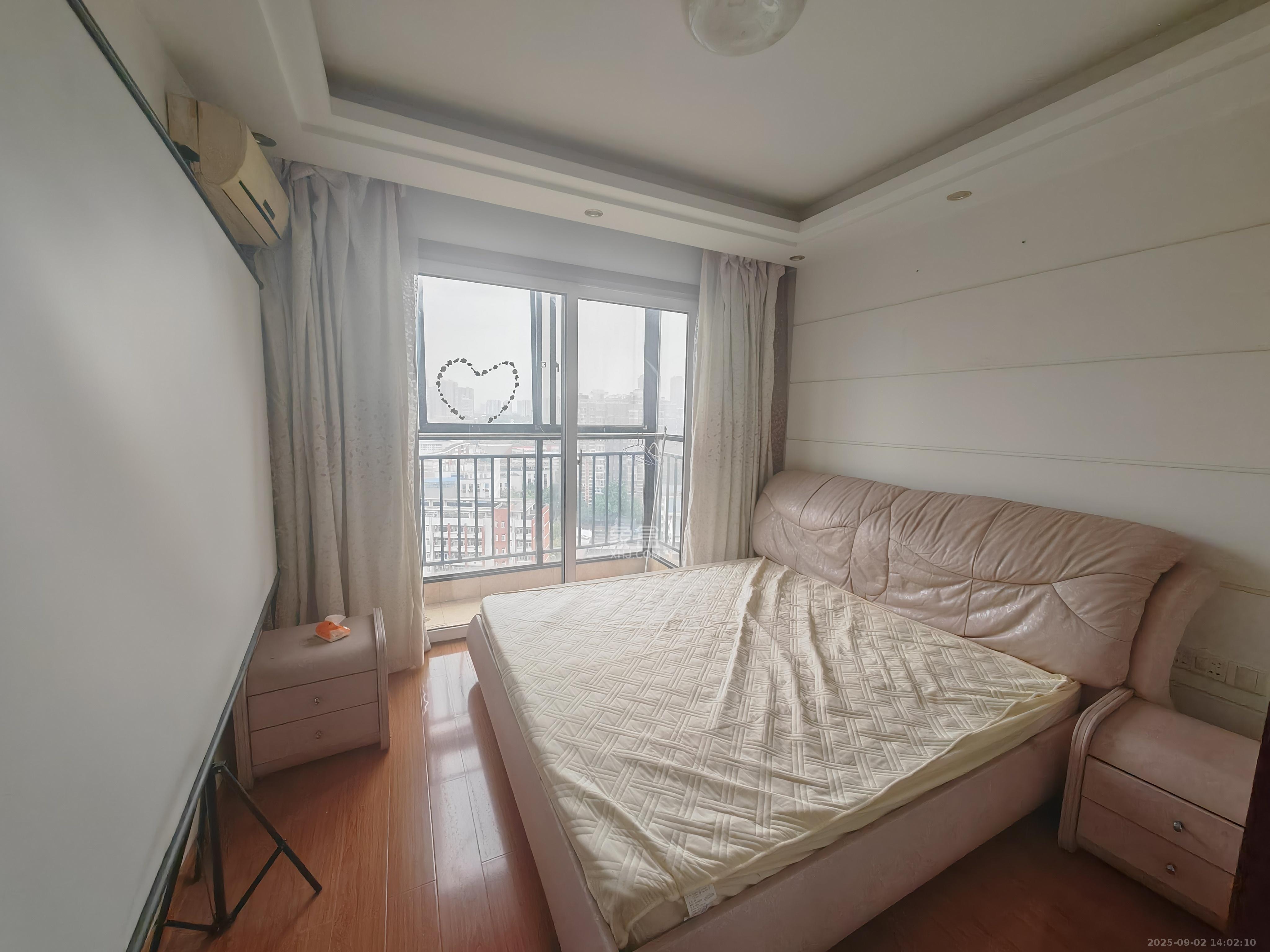 郡原居里  2室2厅1卫    1600.0元/月 郡原居里  2室2厅1卫    1600.0元/月室内图