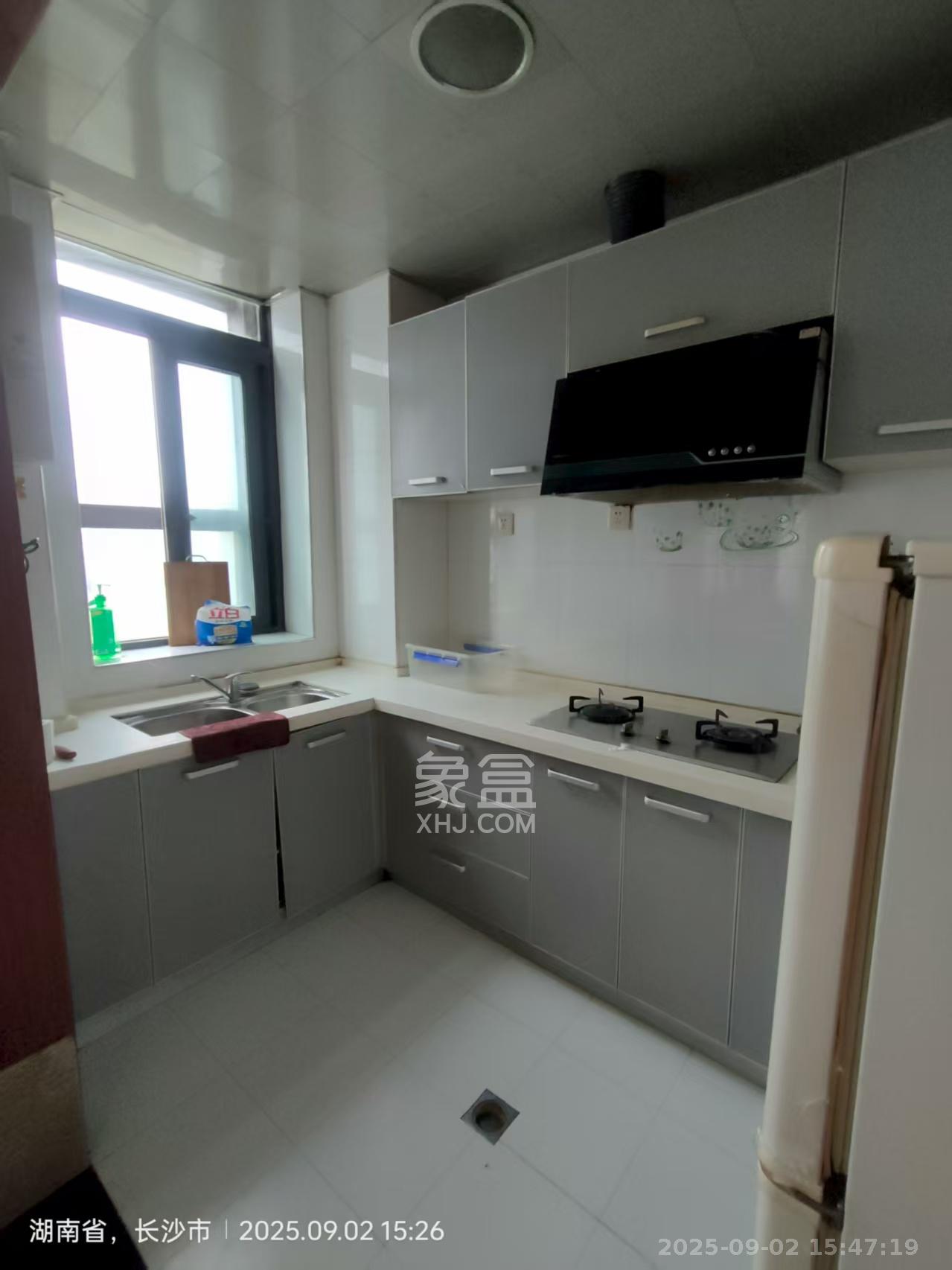 上庭苑 1室1厅1卫 1200.0元/月 上庭苑 1室1厅1卫 1200.0元/月室内图