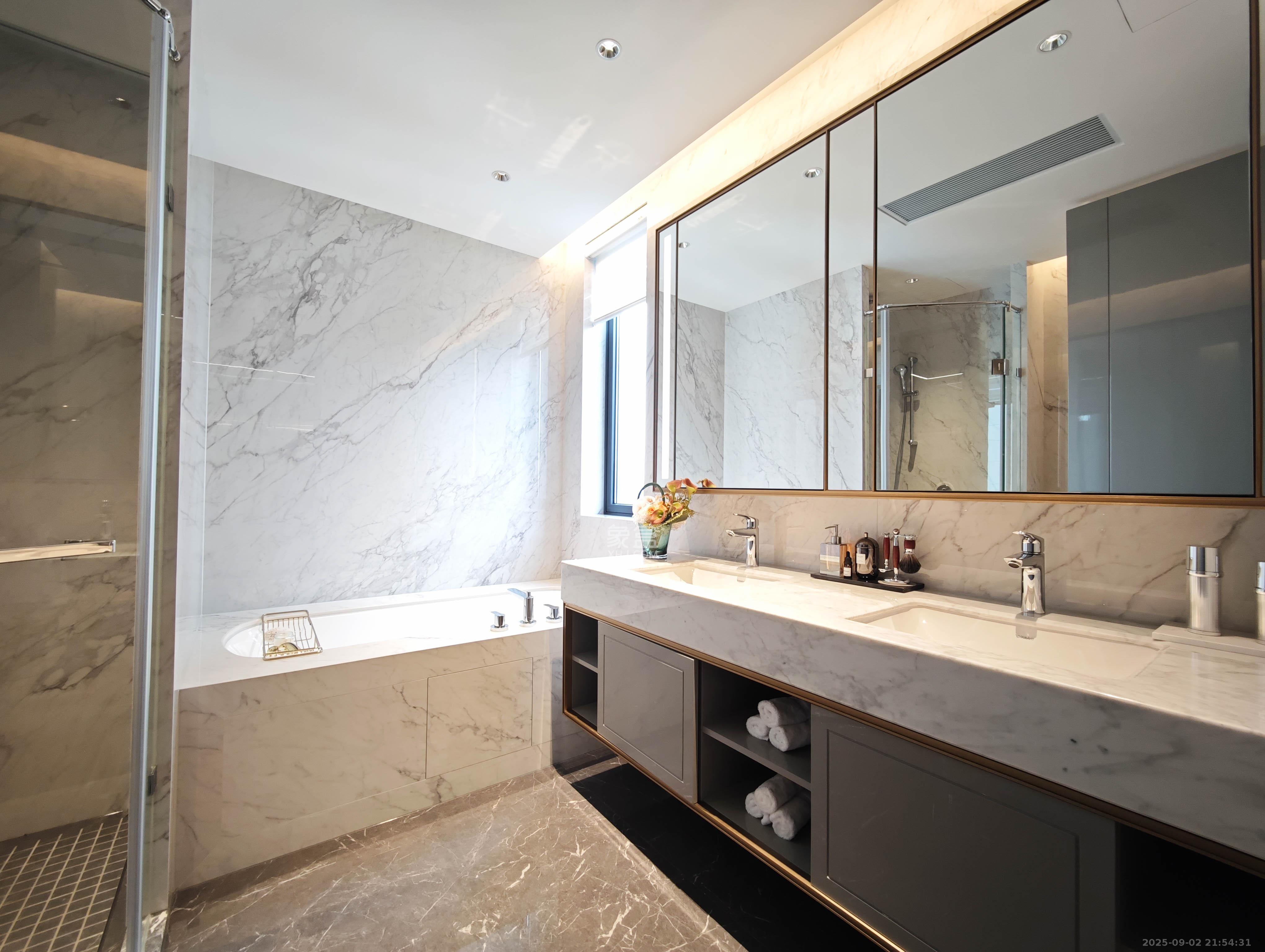 运达会展湾一期  4室2厅2卫    520.0万其他