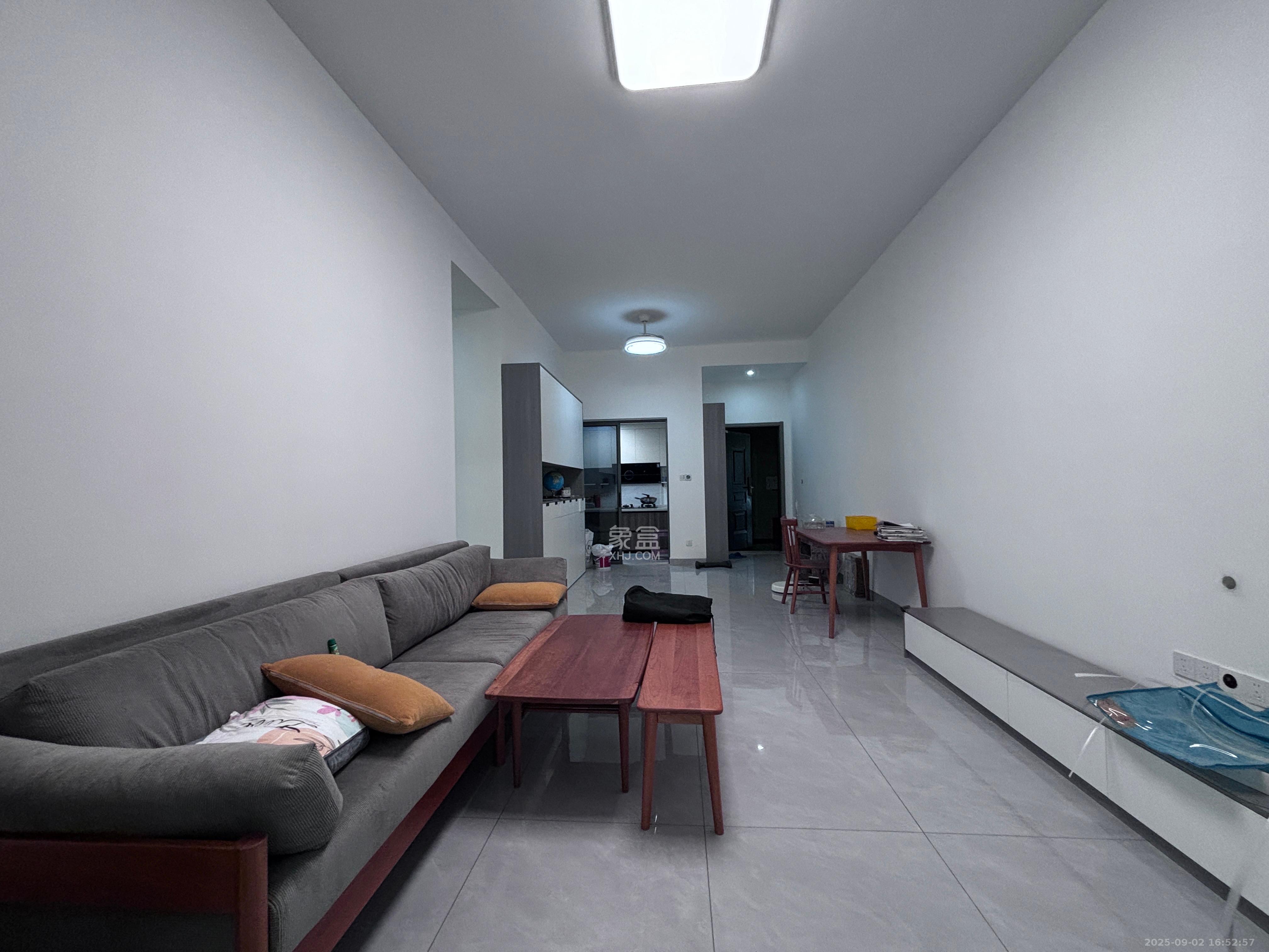 中建钰和城  3室2厅1卫    3000.0元/月室内图