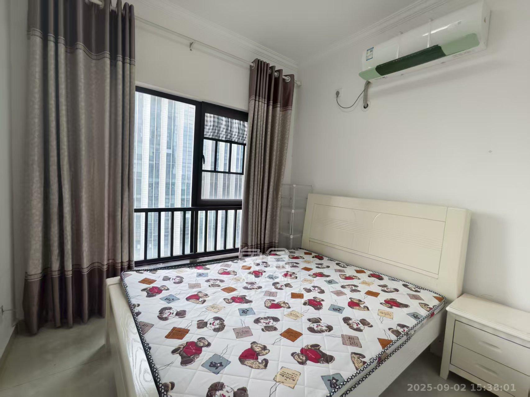 中国铁建洋湖苑  3室2厅2卫    2400.0元/月室内图