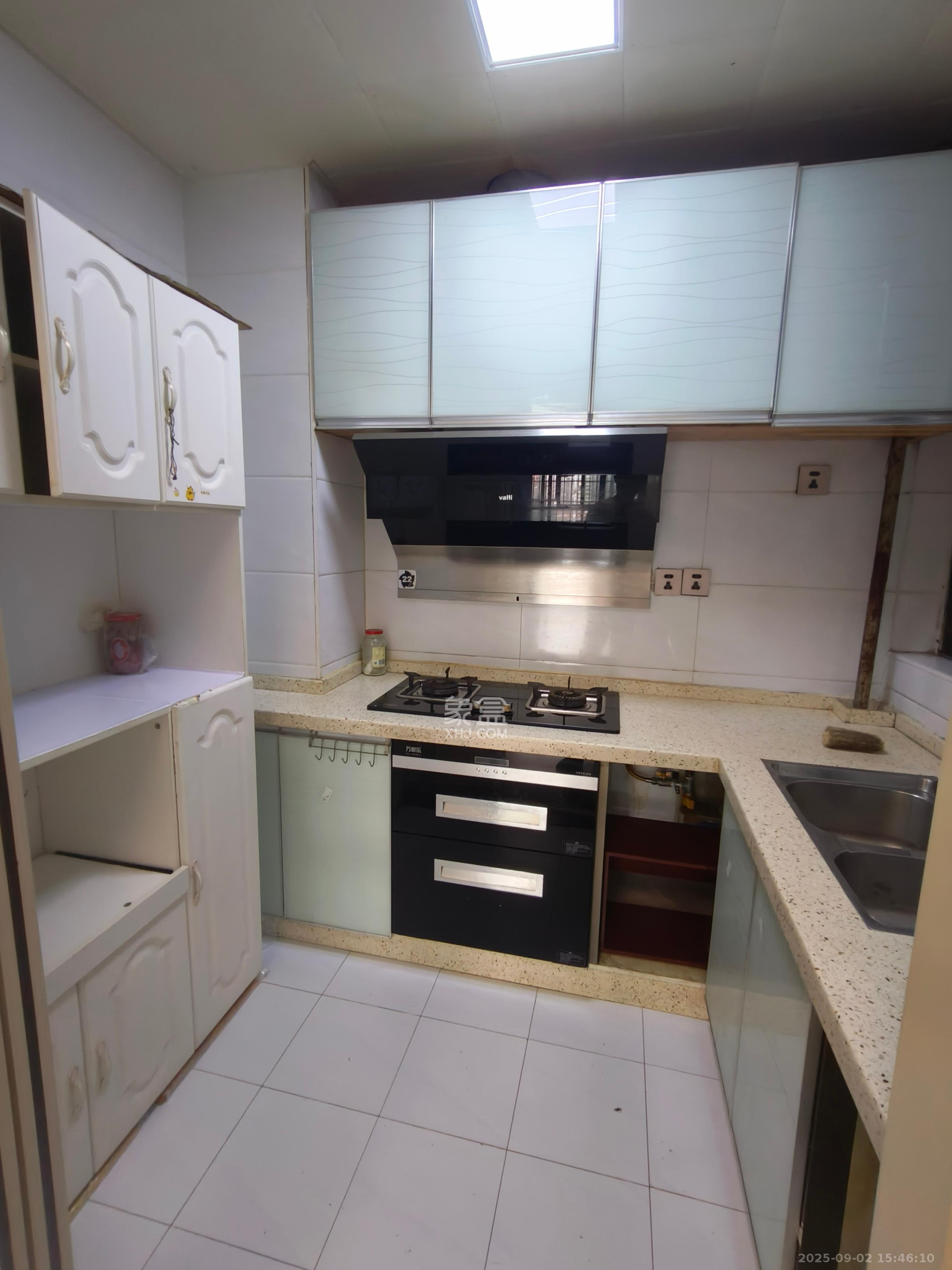 海德公园 3室2厅1卫 1700.0元/月 海德公园 3室2厅1卫 1700.0元/月室内图