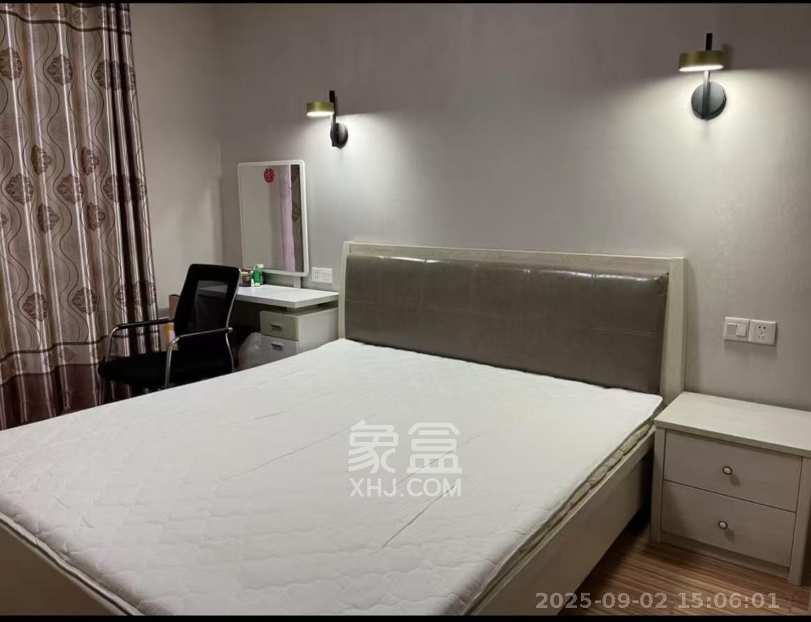 霞光山庄北苑 3室2厅2卫 1600.0元/月 霞光山庄北苑 3室2厅2卫 1600.0元/月室内图