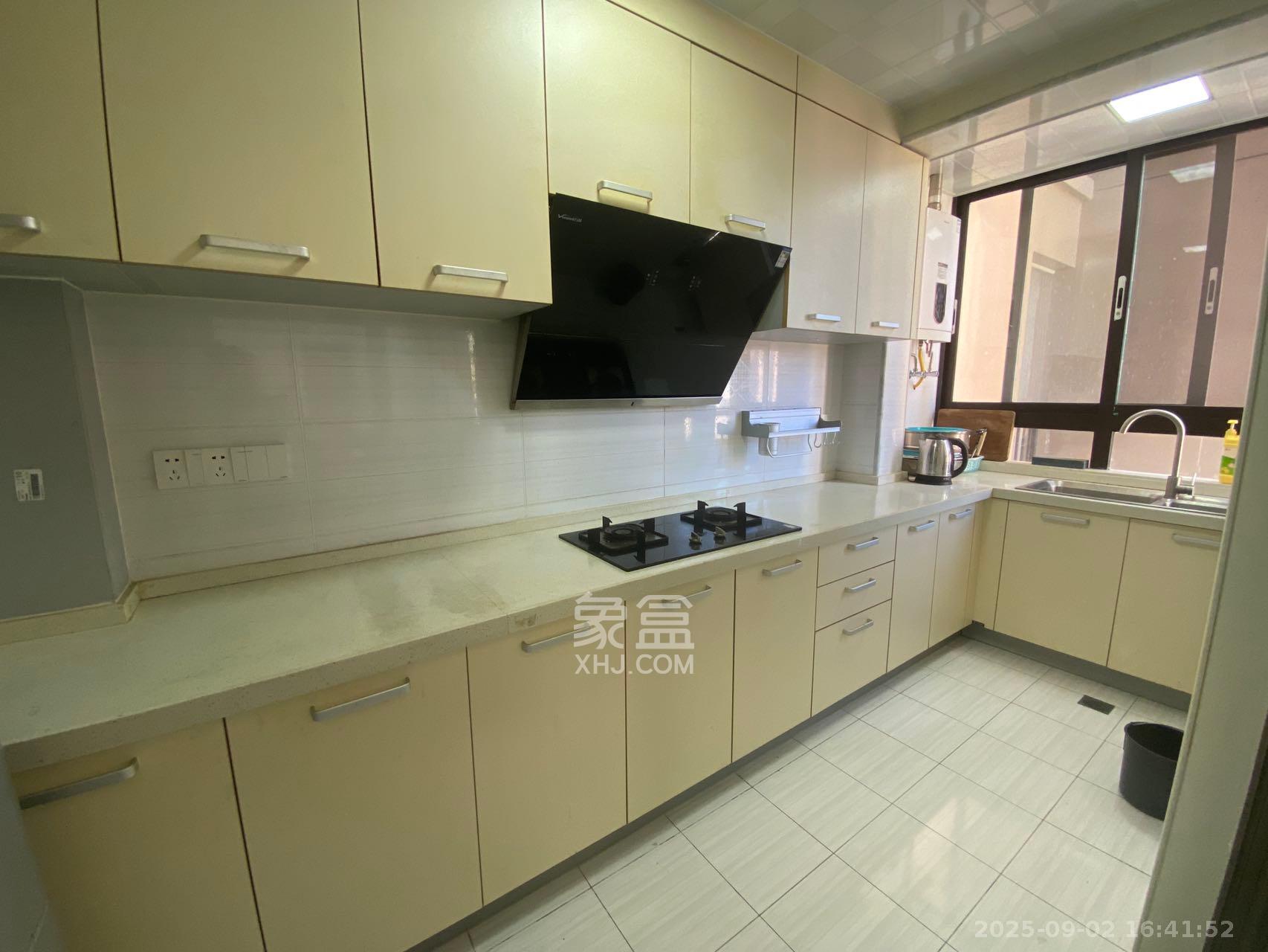 梅溪湖合能璞丽  3室2厅2卫    2700.0元/月室内图