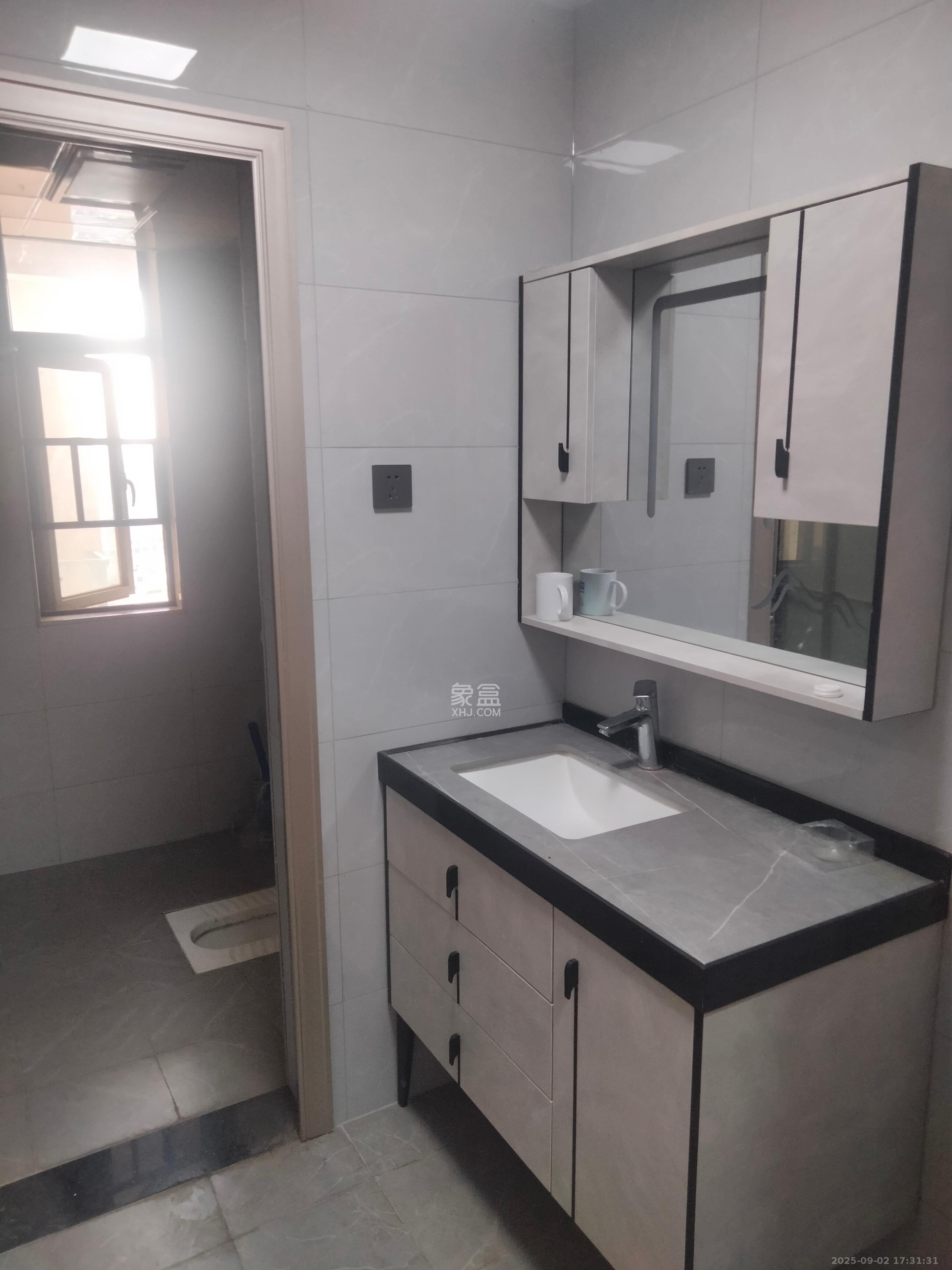 和美星城 2室2厅1卫 1650.0元/月 和美星城 2室2厅1卫 1650.0元/月室内图