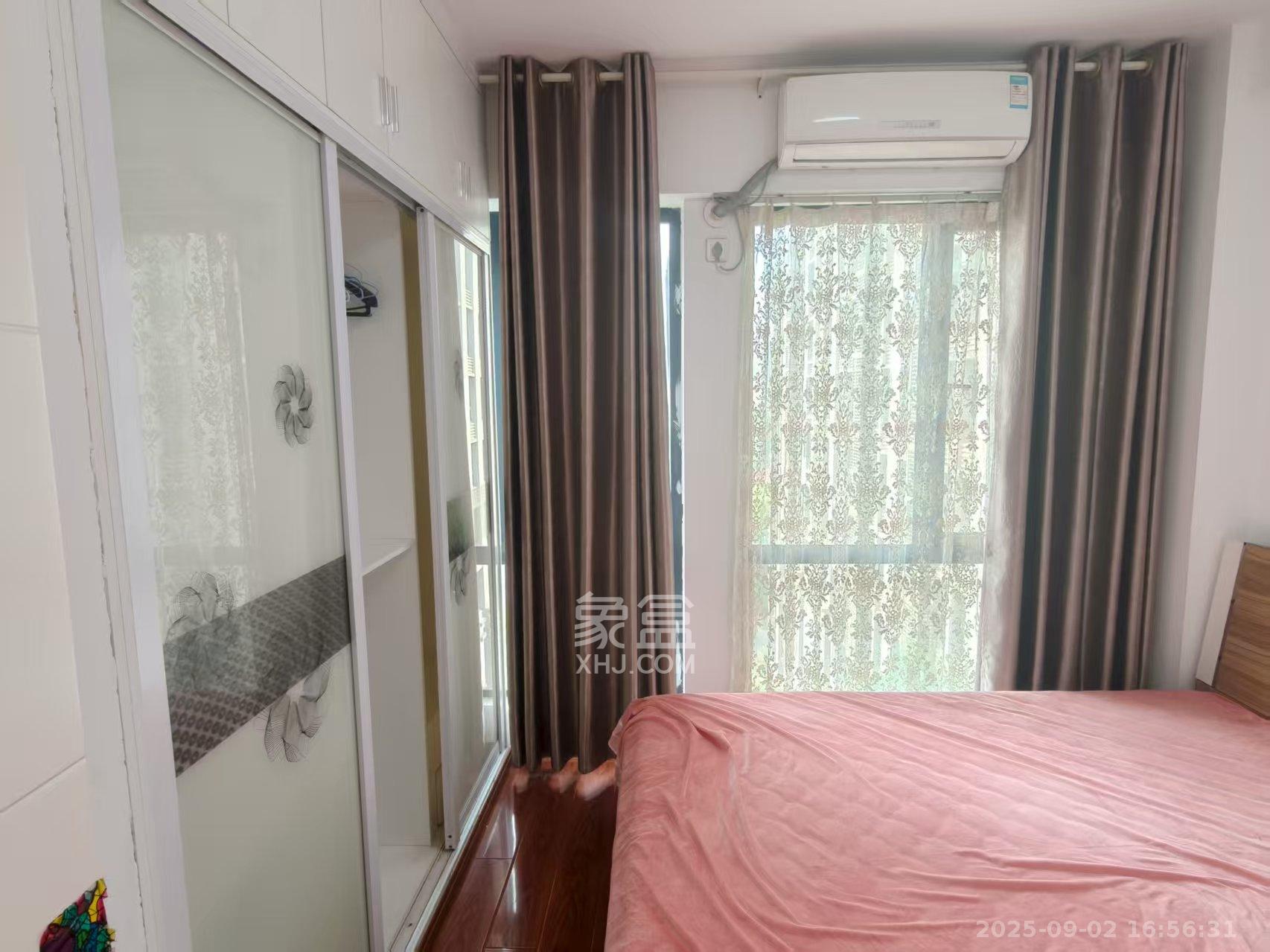 鑫远微中心  2室1厅1卫    1800.0元/月室内图