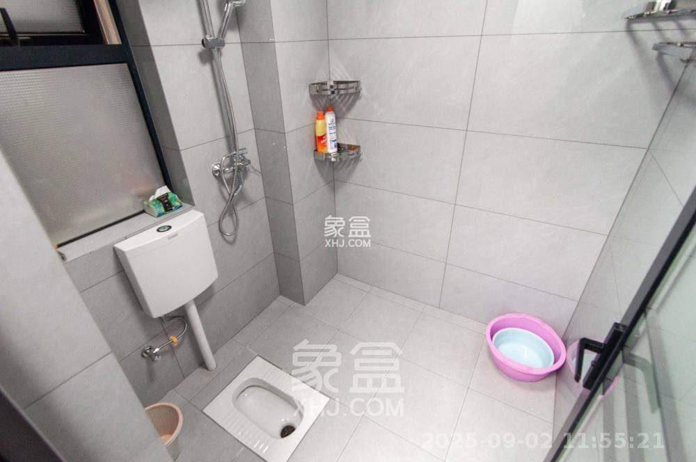 中海梅溪湖壹号  3室2厅1卫    3200.0元/月 中海梅溪湖壹号  3室2厅1卫    3200.0元/月室内图