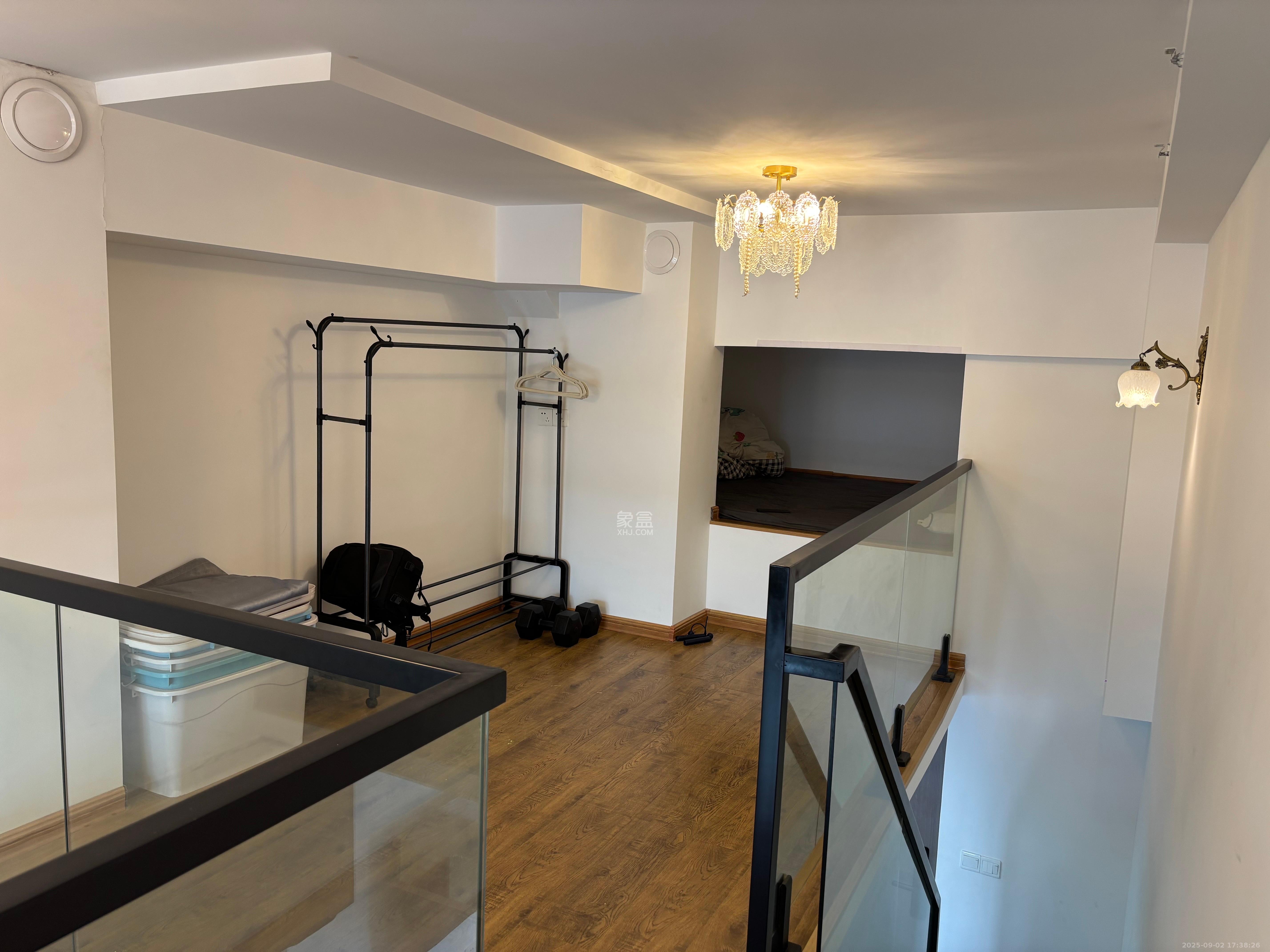 弘坤云寓 2室1厅1卫 2300.0元/月 弘坤云寓 2室1厅1卫 2300.0元/月室内图