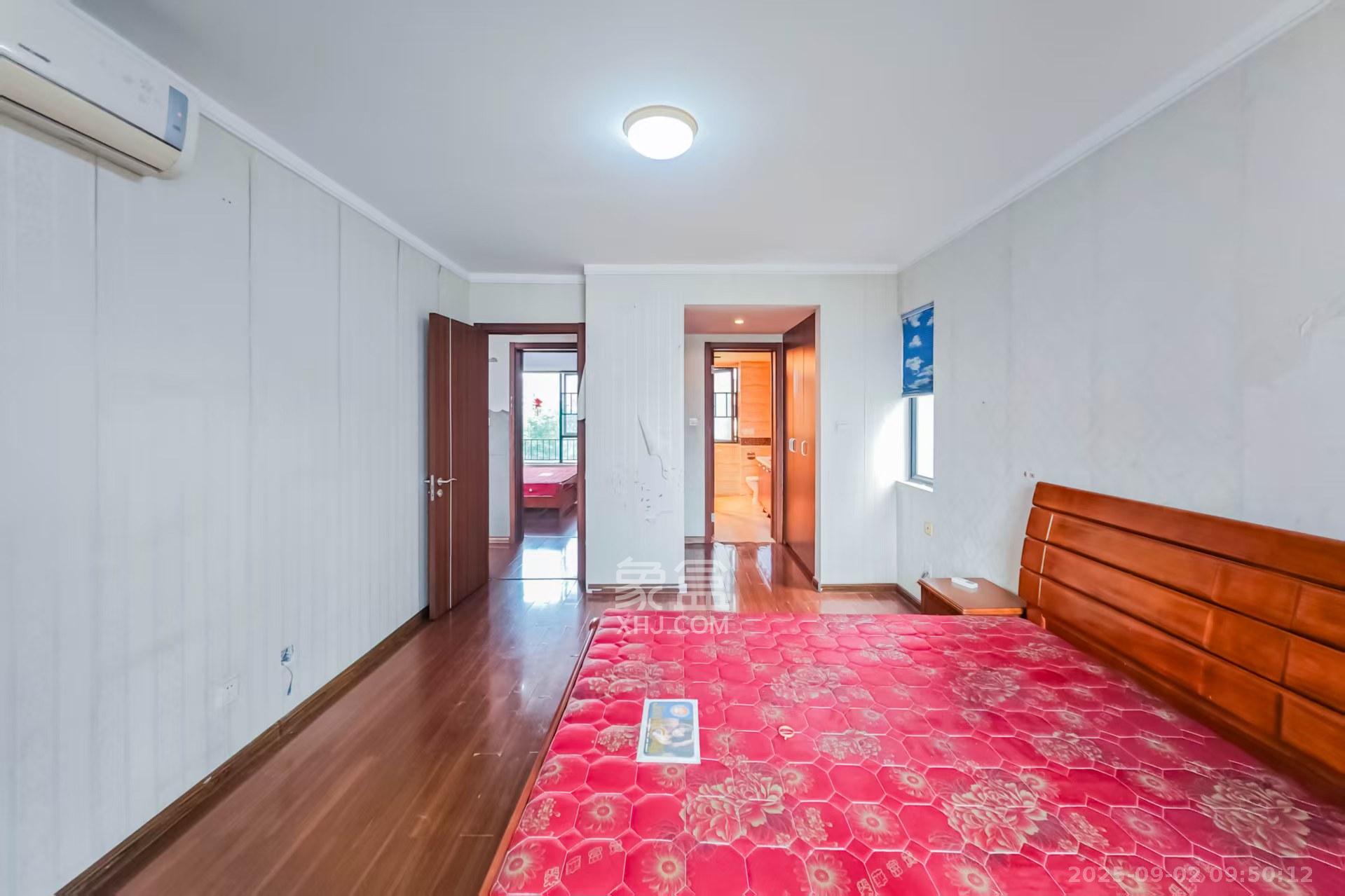 万科金域华府一期  3室2厅1卫    2900.0元/月室内图