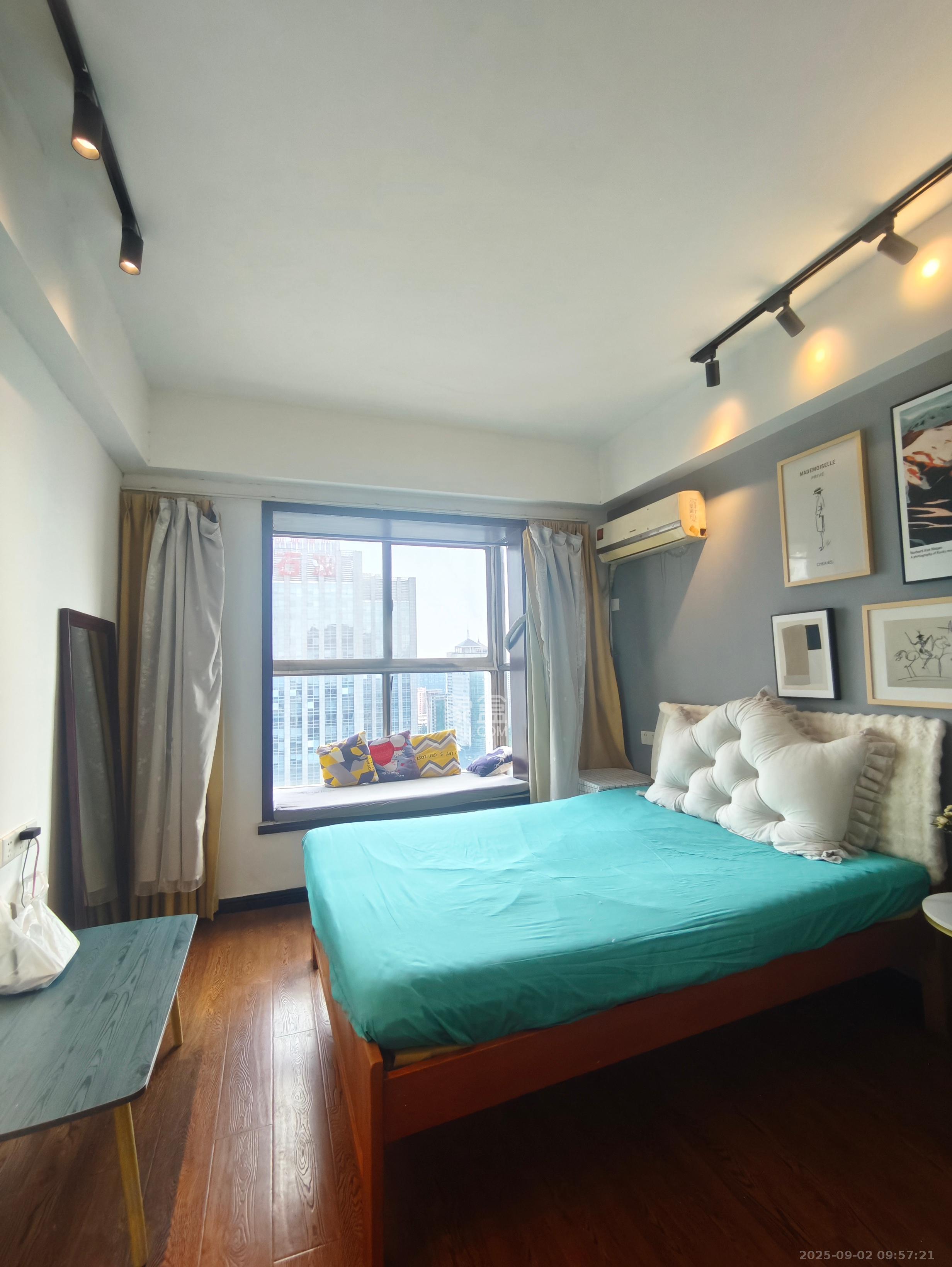 芙蓉同发  1室1厅1卫    1800.0元/月室内图