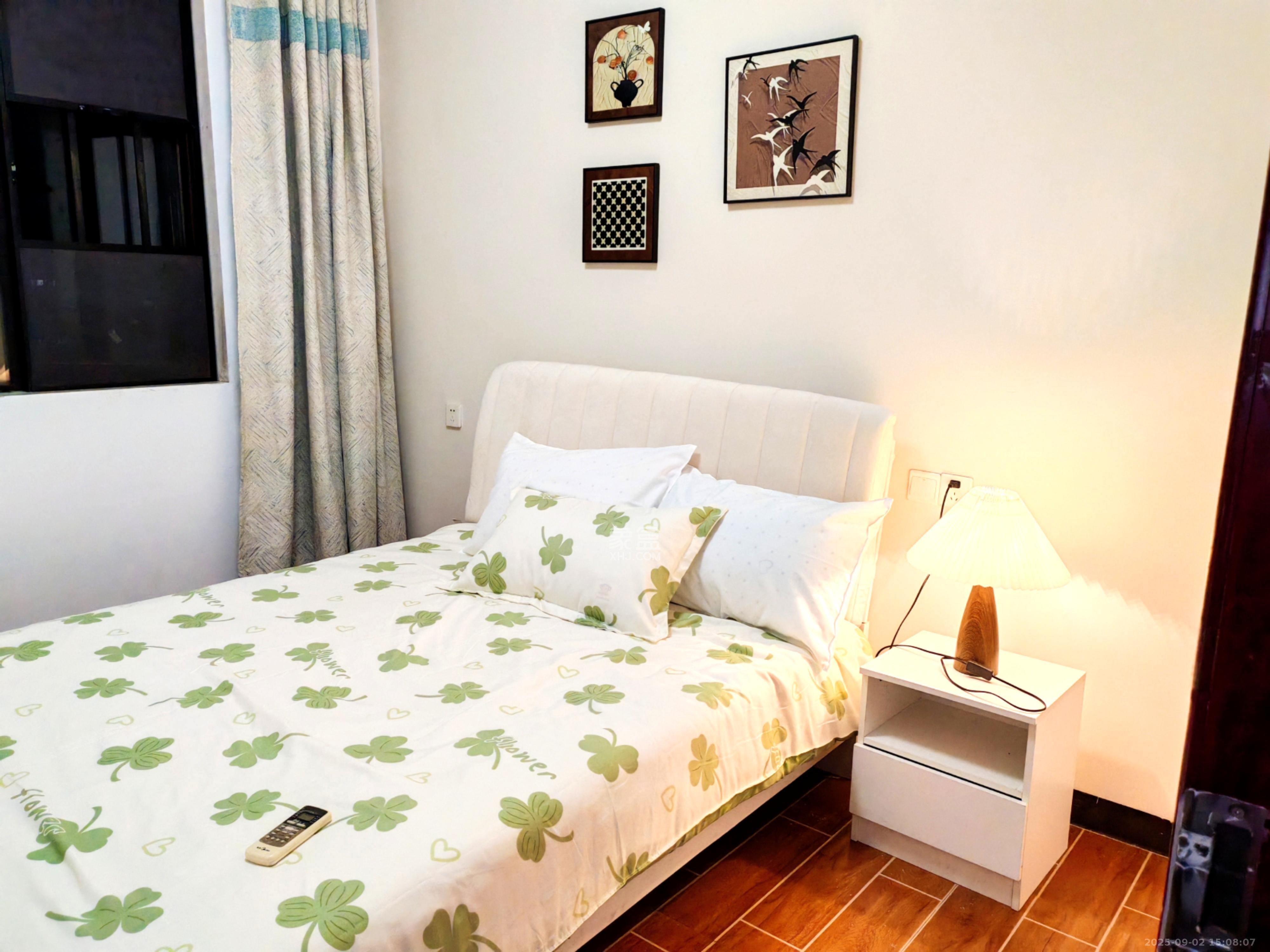 润和之悦（金泽园）  4室2厅2卫    2200.0元/月室内图