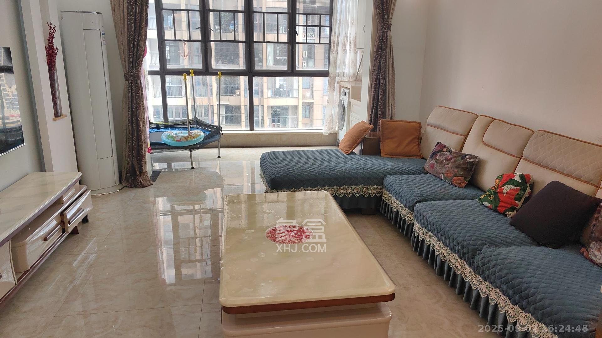 星月绿洲  3室2厅2卫    2200.0元/月 星月绿洲  3室2厅2卫    2200.0元/月室内图