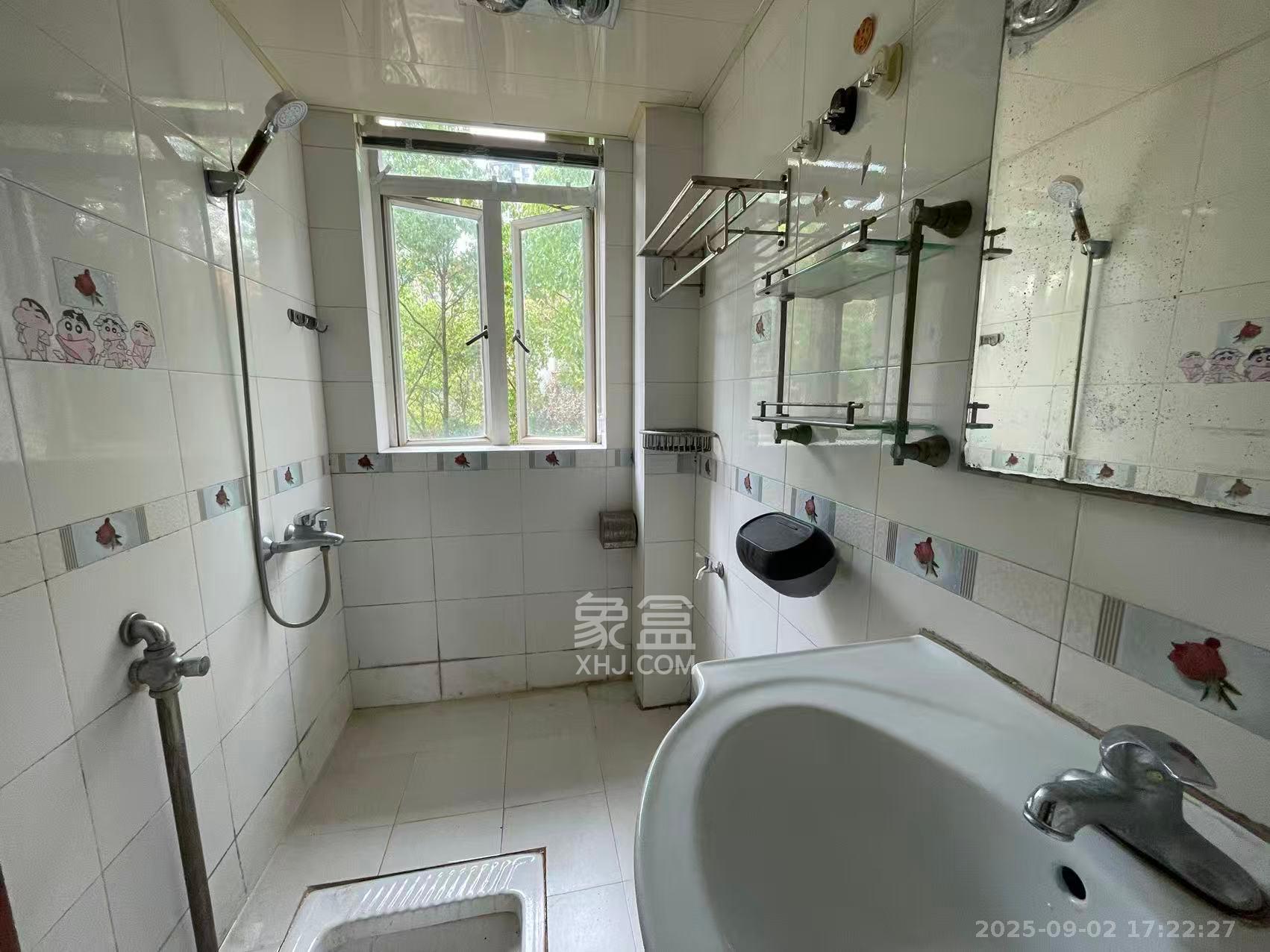 中江丽晶苑 2室2厅1卫 2100.0元/月 中江丽晶苑 2室2厅1卫 2100.0元/月室内图