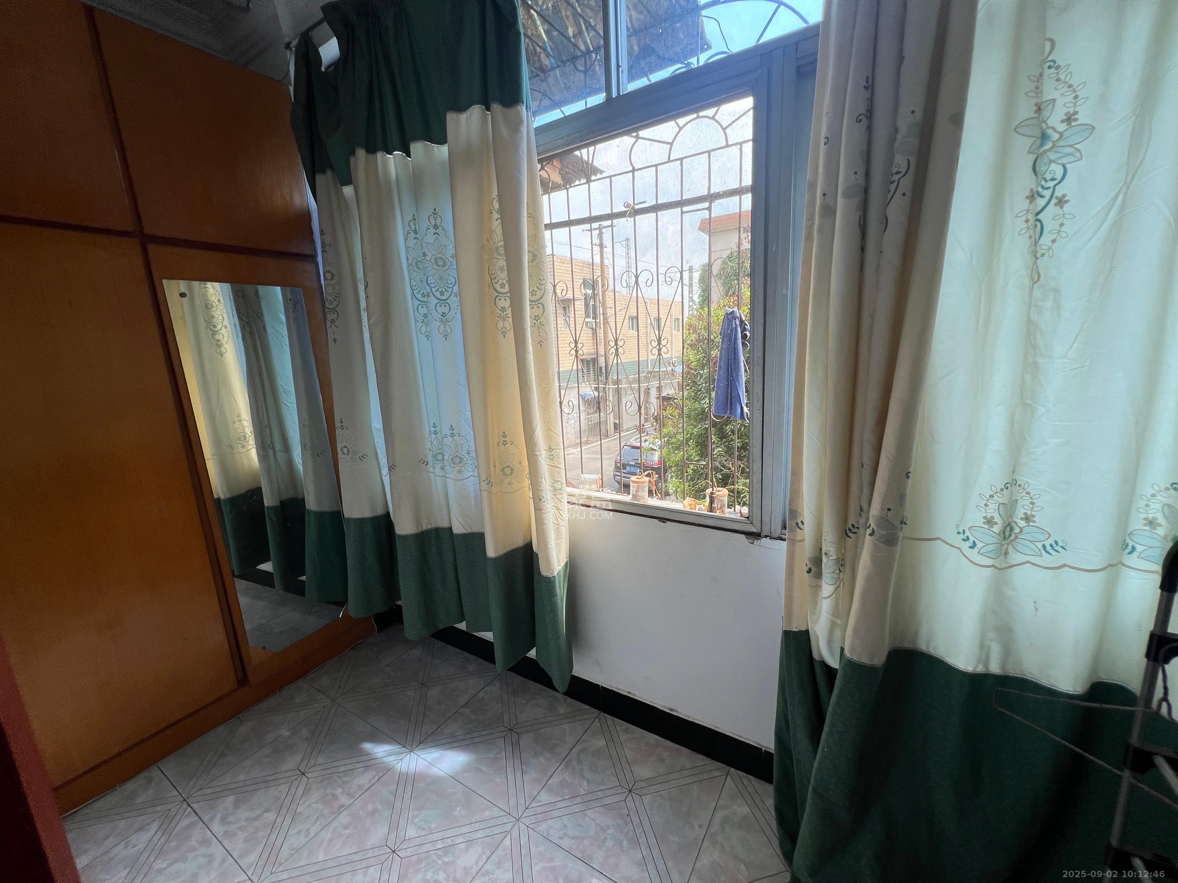 狮子山二片 1室0厅0卫 1600.0元/月 狮子山二片 1室0厅0卫 1600.0元/月室内图