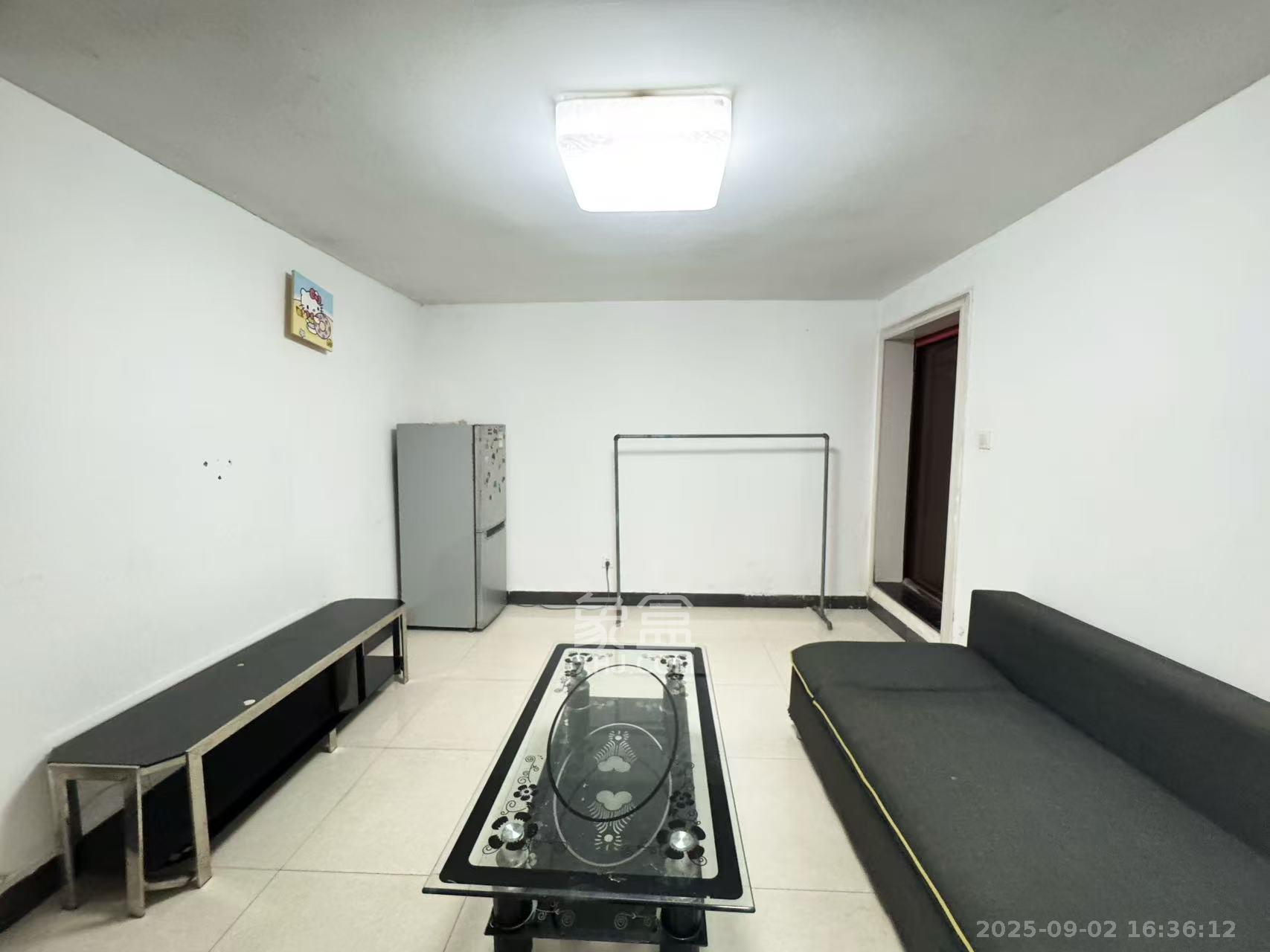 恩瑞麓山名园(龙王港小区) 2室1厅1卫 1600.0元/月 恩瑞麓山名园(龙王港小区) 2室1厅1卫 1600.0元/月室内图