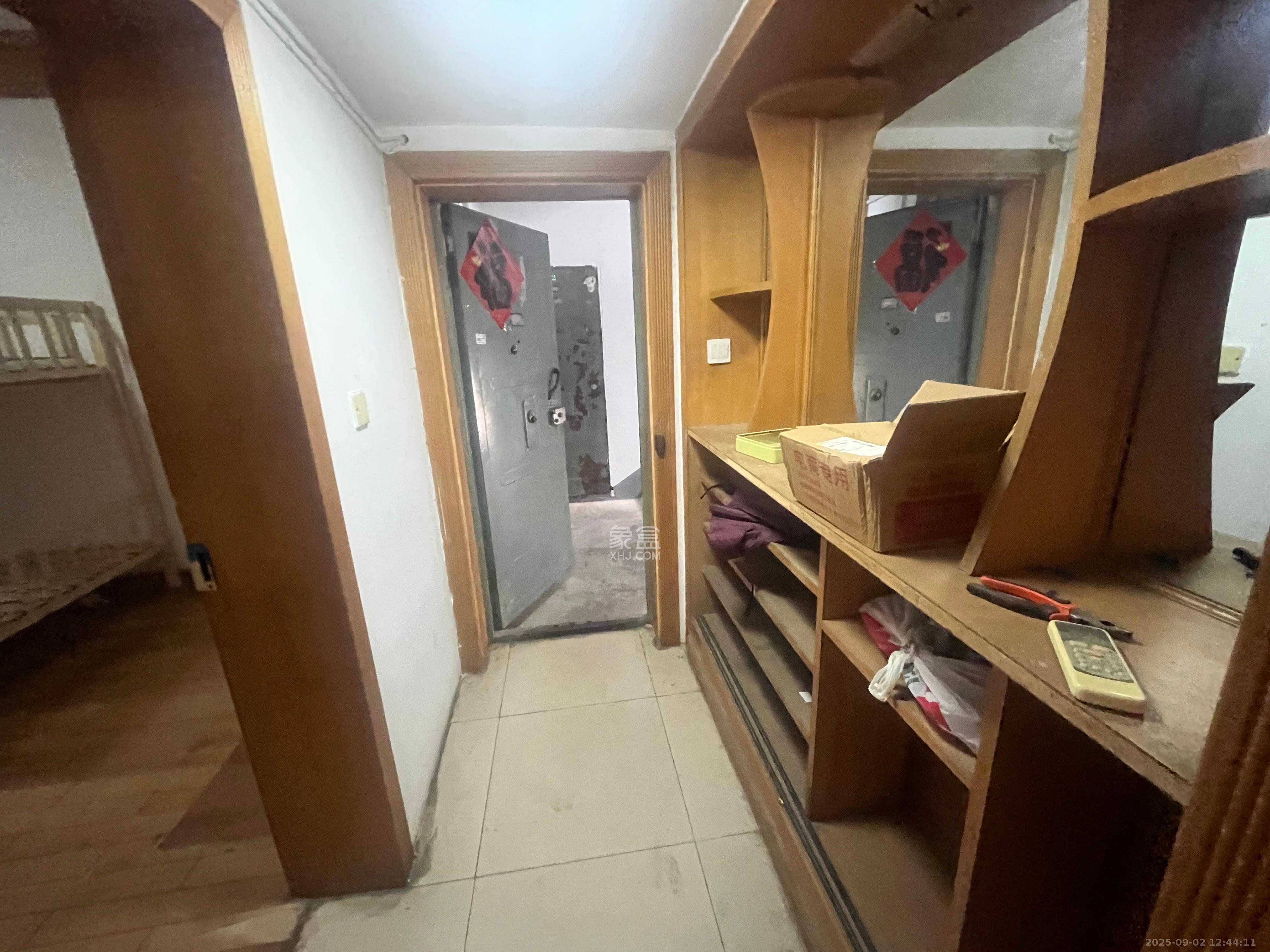 省军区宿舍  1室0厅0卫    3000.0元/月室内图