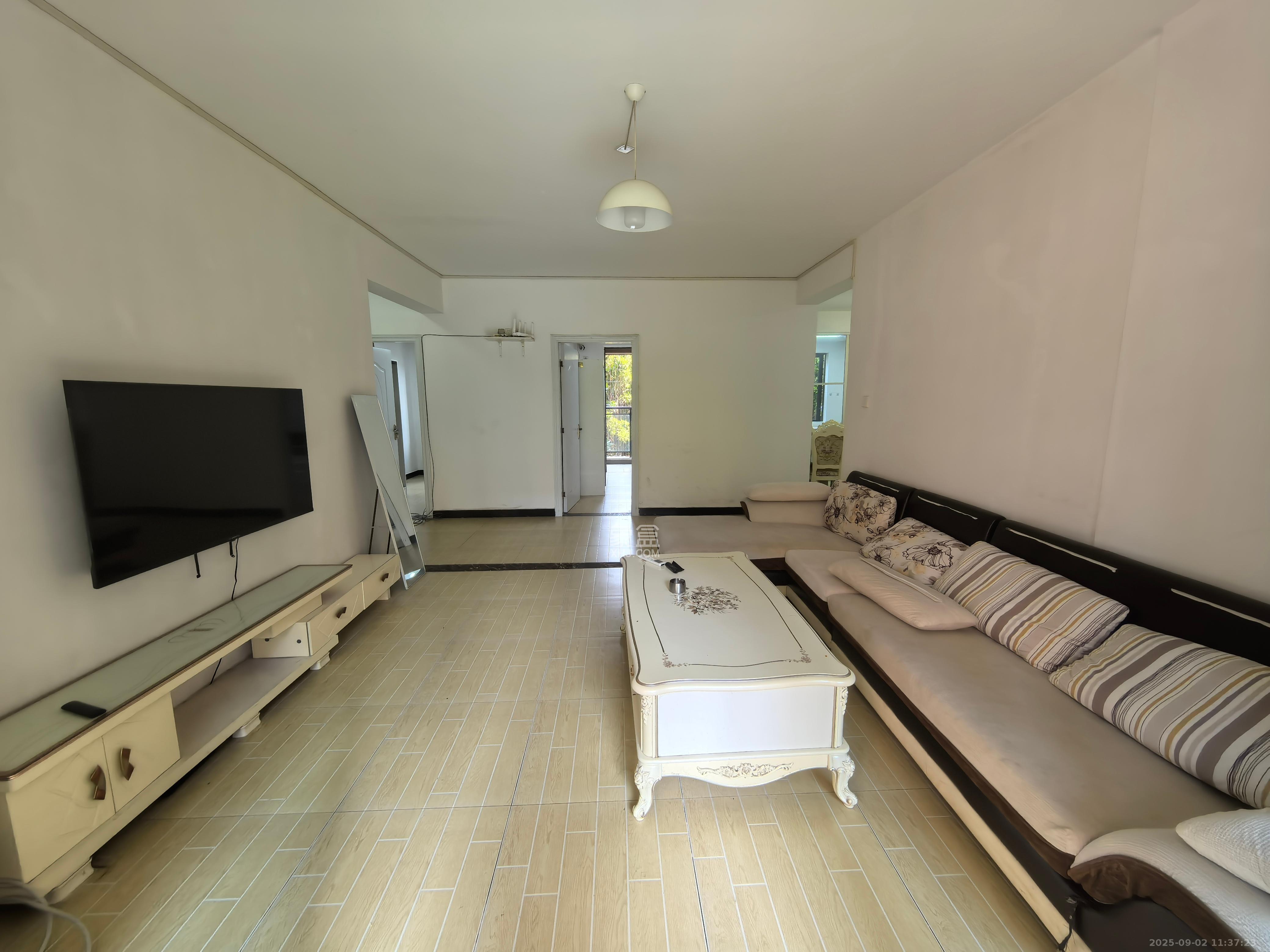 锦湘国际星城四期(金丽苑)  3室2厅2卫    2800.0元/月 锦湘国际星城四期(金丽苑)  3室2厅2卫    2800.0元/月