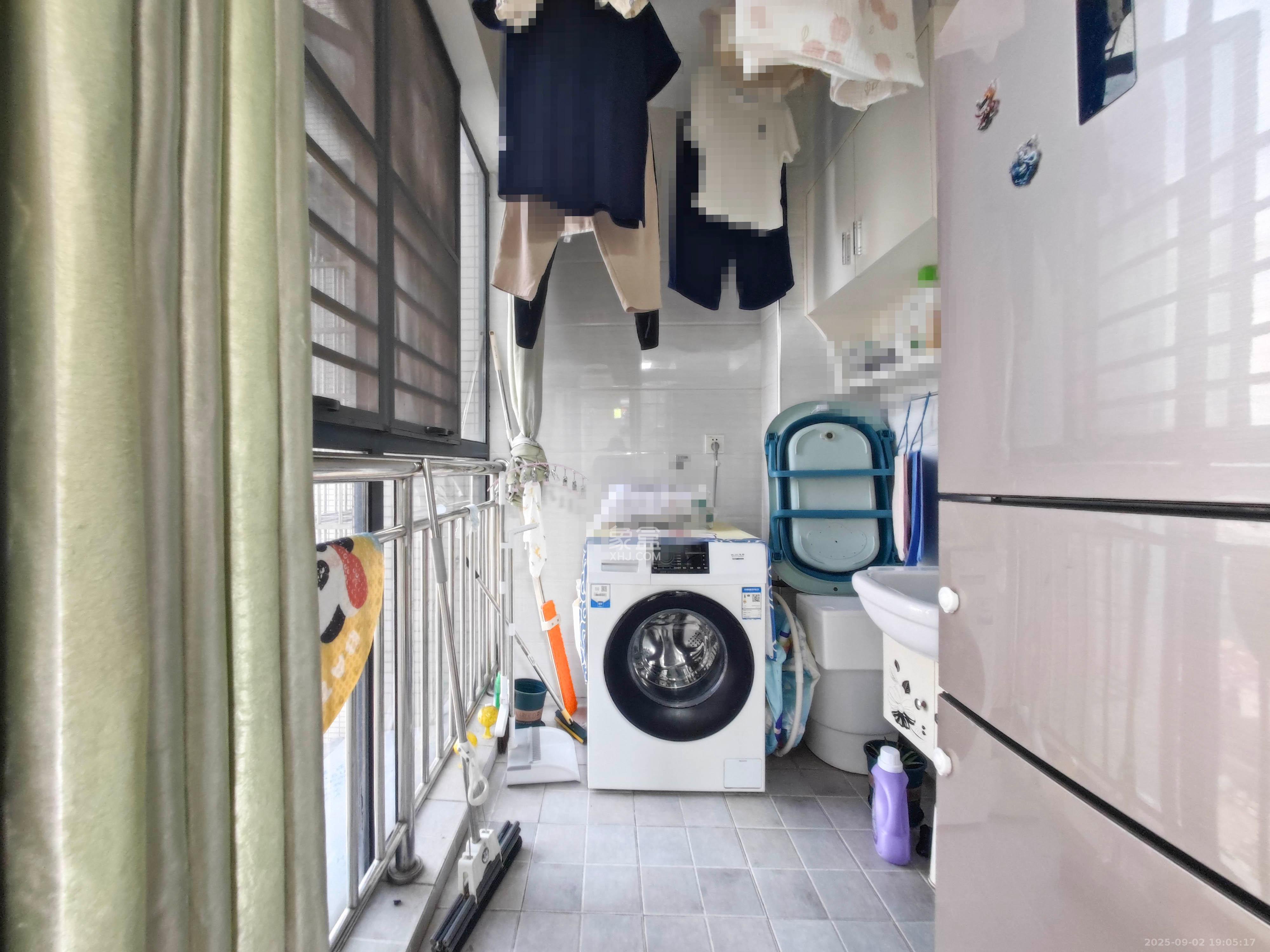 恒生碧水龙庭  2室2厅1卫    52.0万阳台